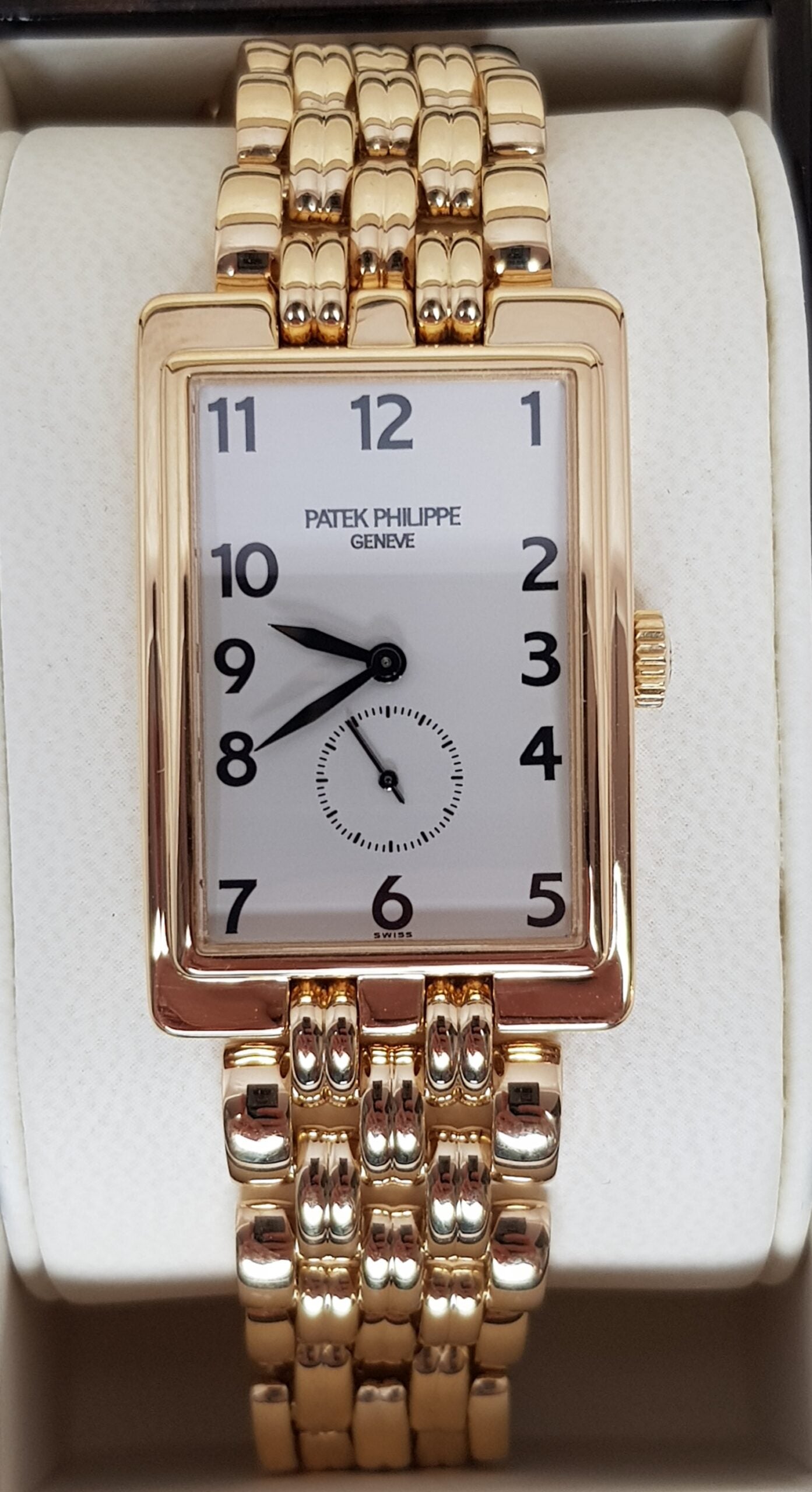 Patek Philippe Gondolo 18K Yellow Gold Unisex Watch