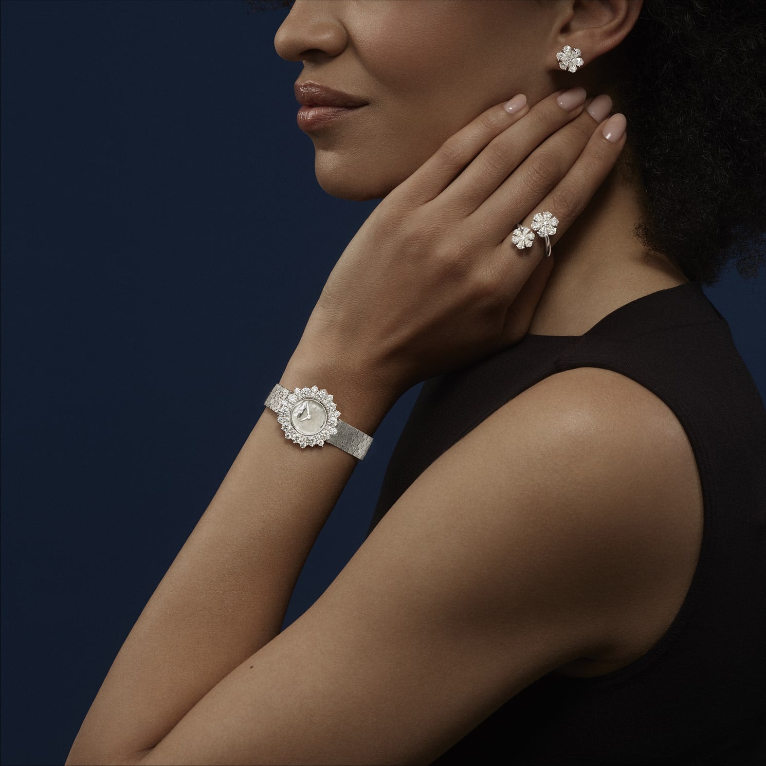 CHOPARD L'HEURE DU DIAMANT ROUND 10A391-1100 - Premium Luxury Product