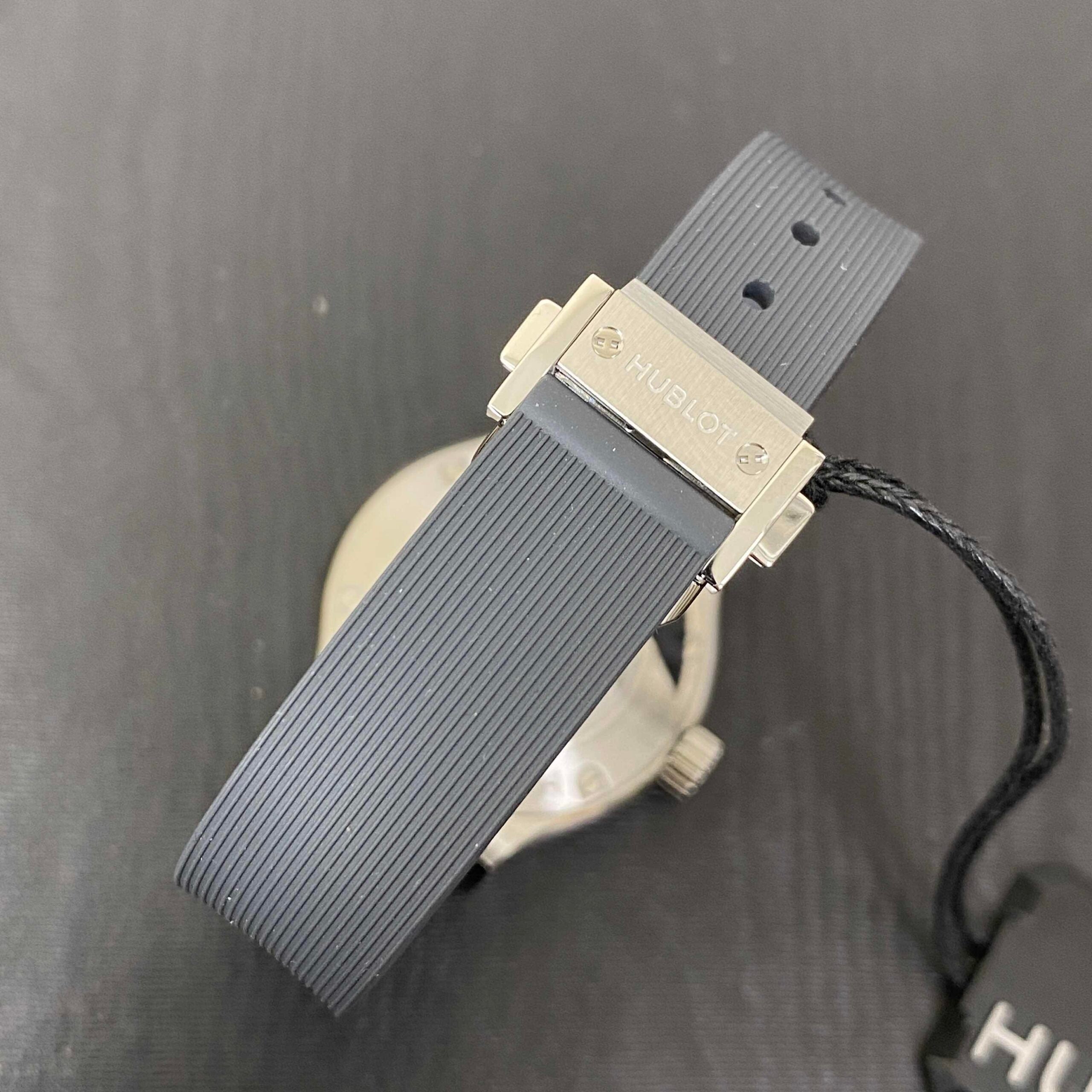 Hublot Classic Fusion Quartz Titanium Lady's Watch - Premium Luxury Product