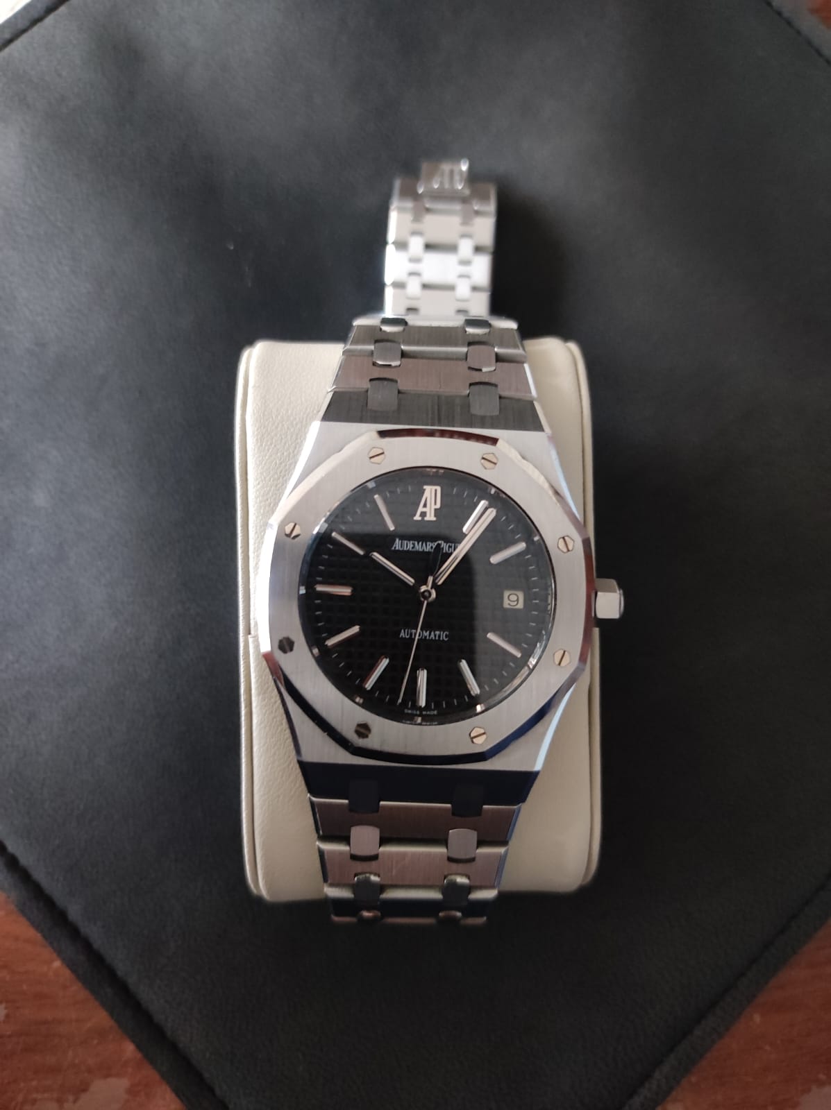 Audemars Piguet Royal Oak Stainless Steel Man's Watch - Premium Luxury Product