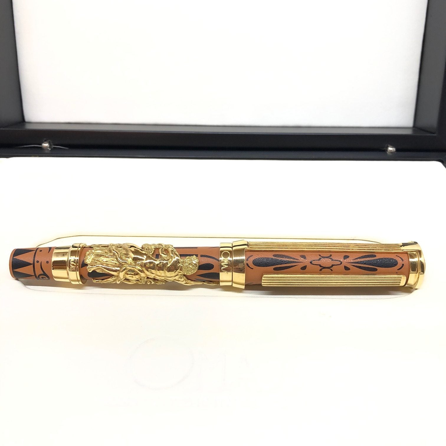 Omas Ellas Nib M Limited Edition Fountain Men`s Pen