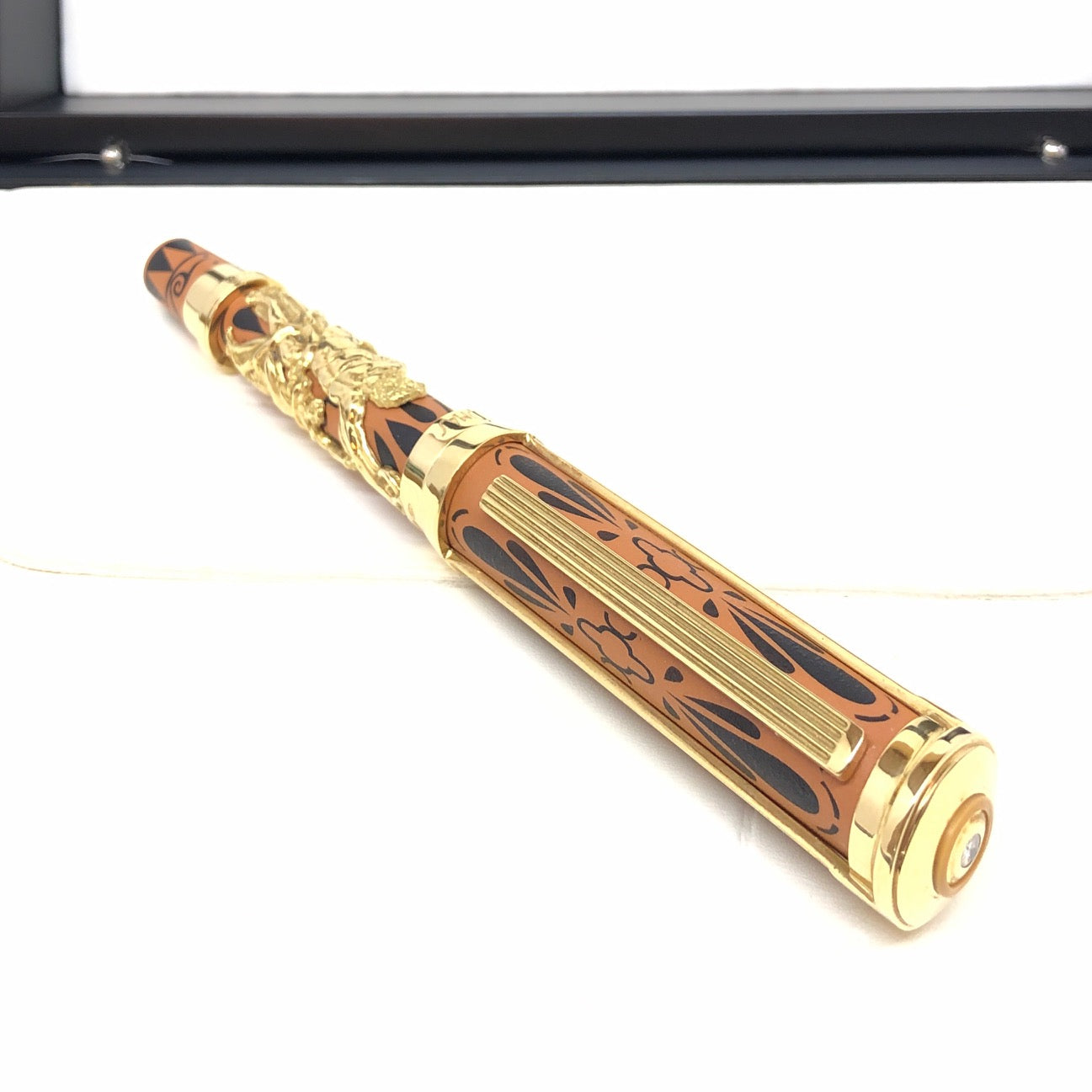 Omas Ellas Nib M Limited Edition Fountain Men`s Pen