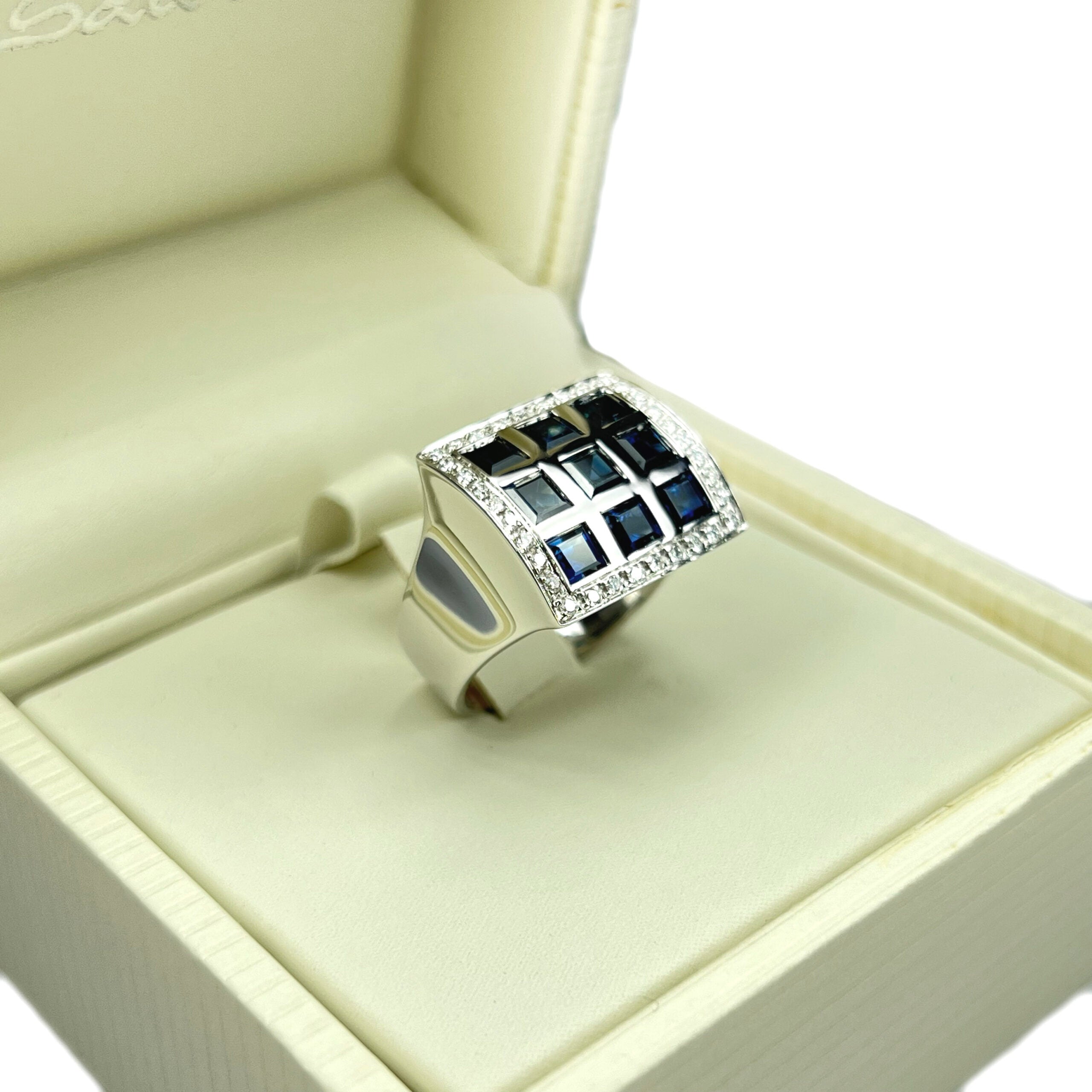 Salvini 18k White Gold Ring with Diamonds and Sapphires