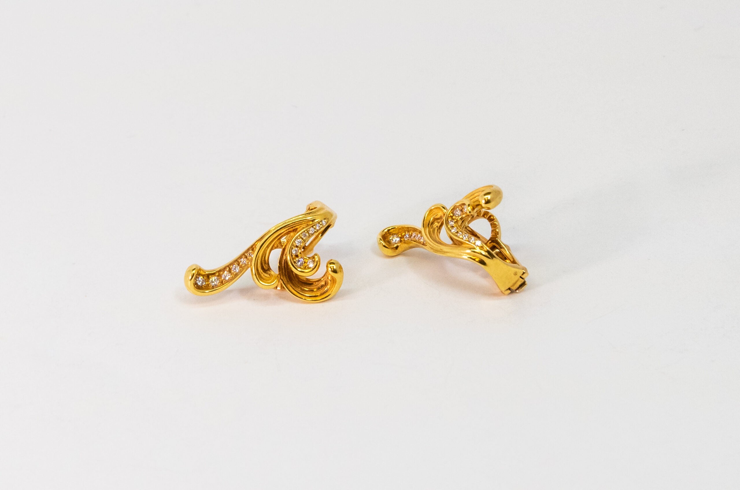 Carrera Y Carrera Origen 18K Yellow Gold and Diamonds Earring - Premium Luxury Product