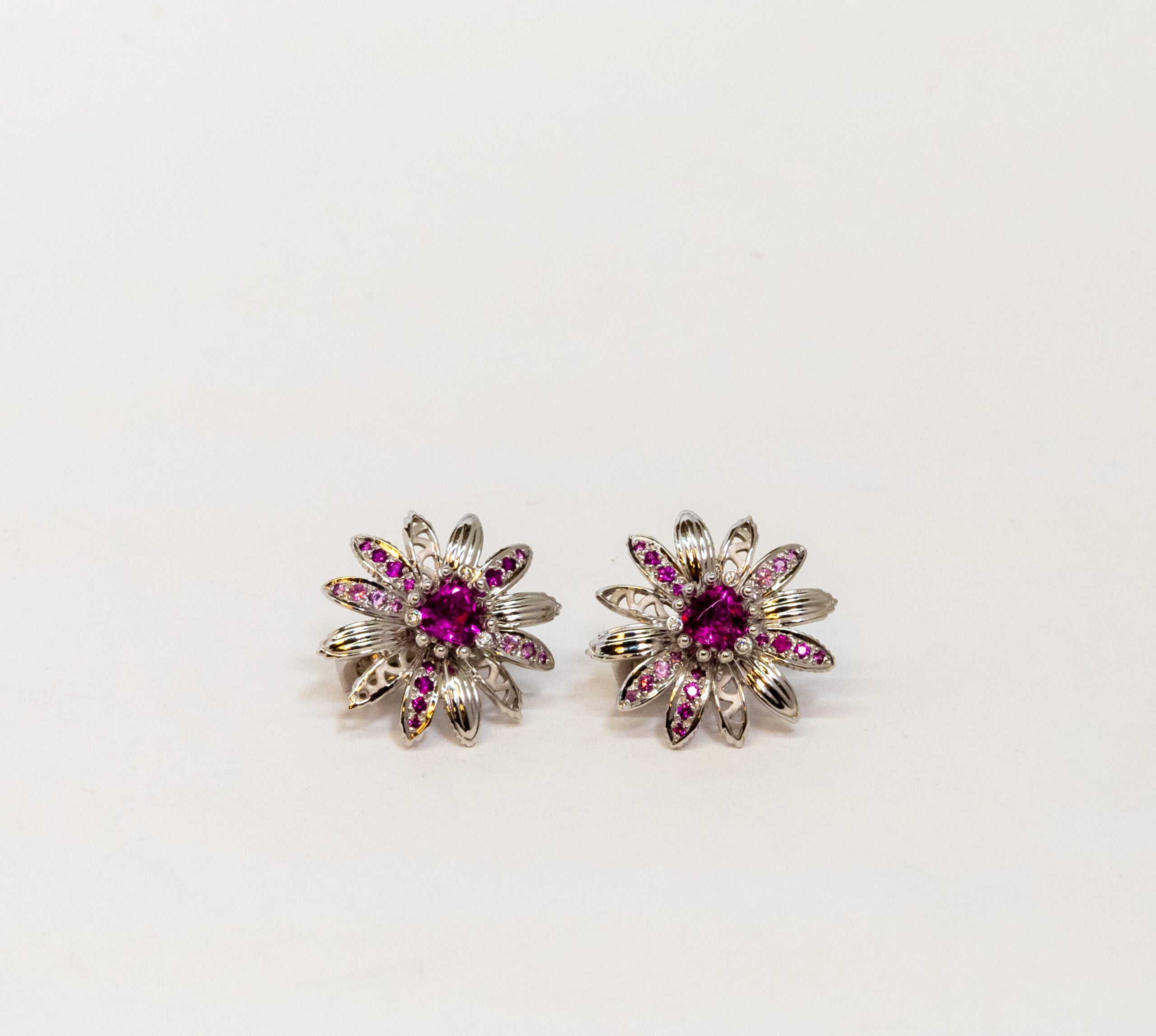 Carrera Y Carrera Margarita 18K White Gold and Tourmaline Earring - Premium Luxury Product