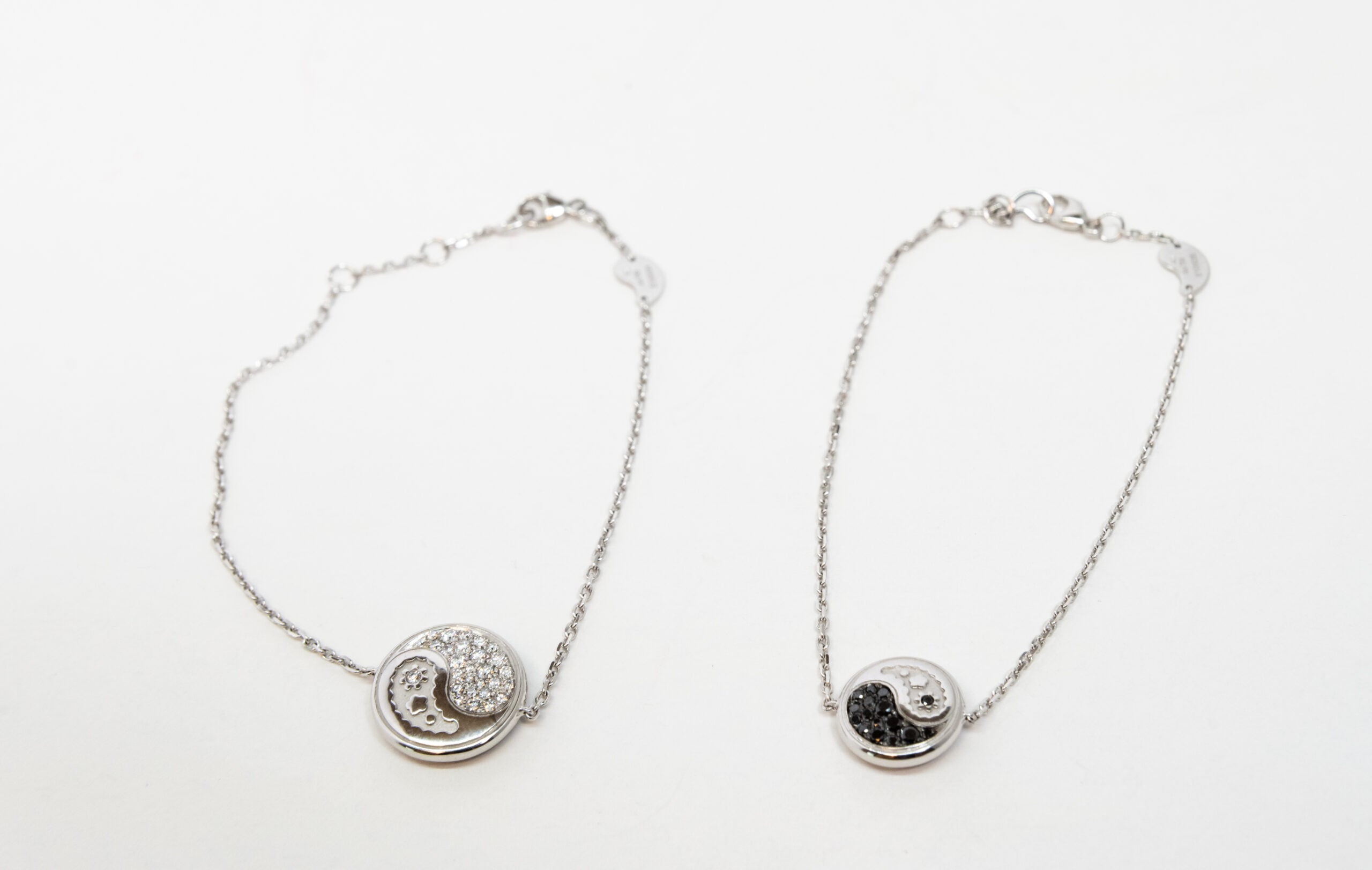 Carrera Y Carrera Aqua Reversible XS 18K White Gold & Diamonds Bracelet - Premium Luxury Product