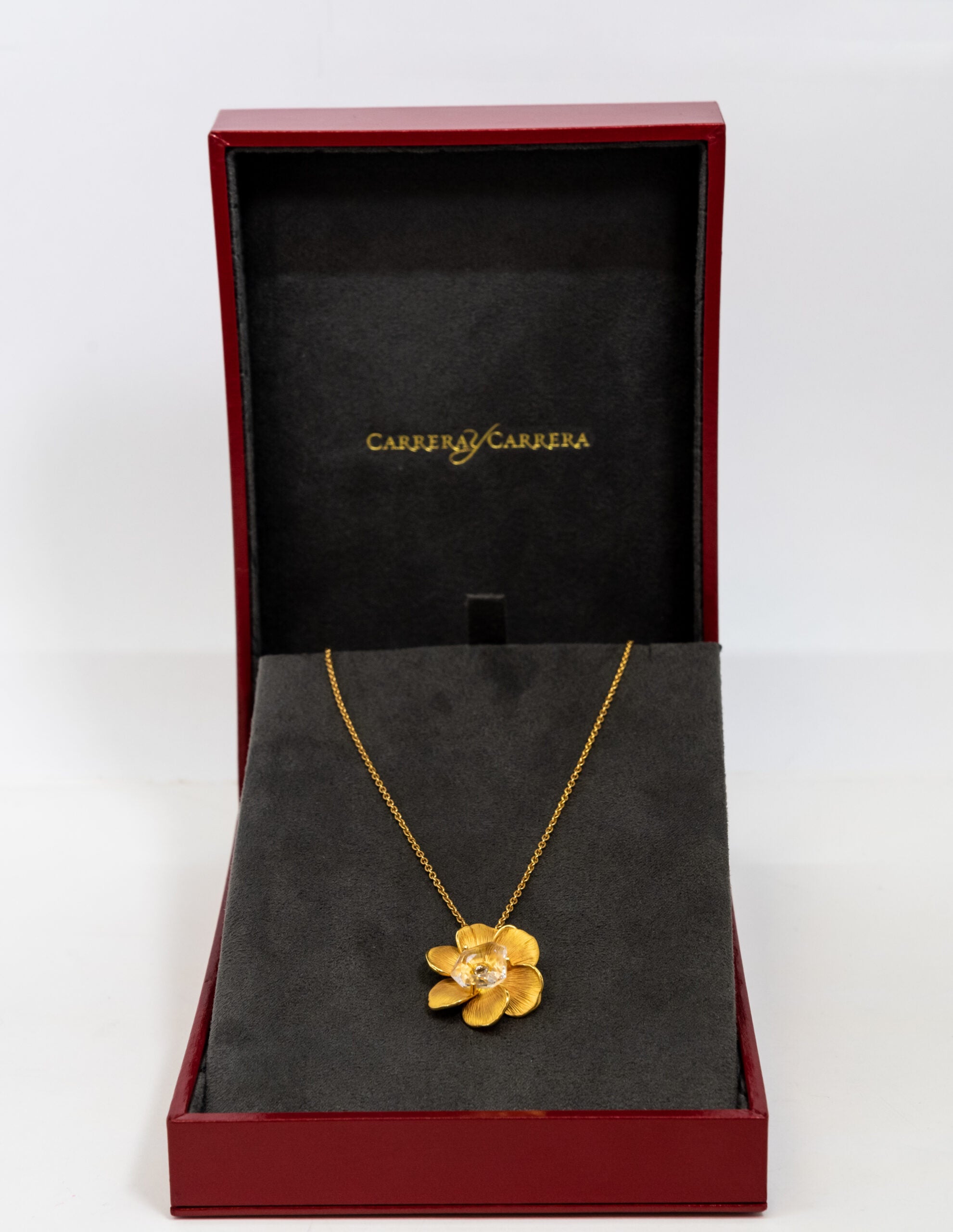Carrera Y Carrera Gardenia 18K Yellow Gold Pendant - Premium Luxury Product