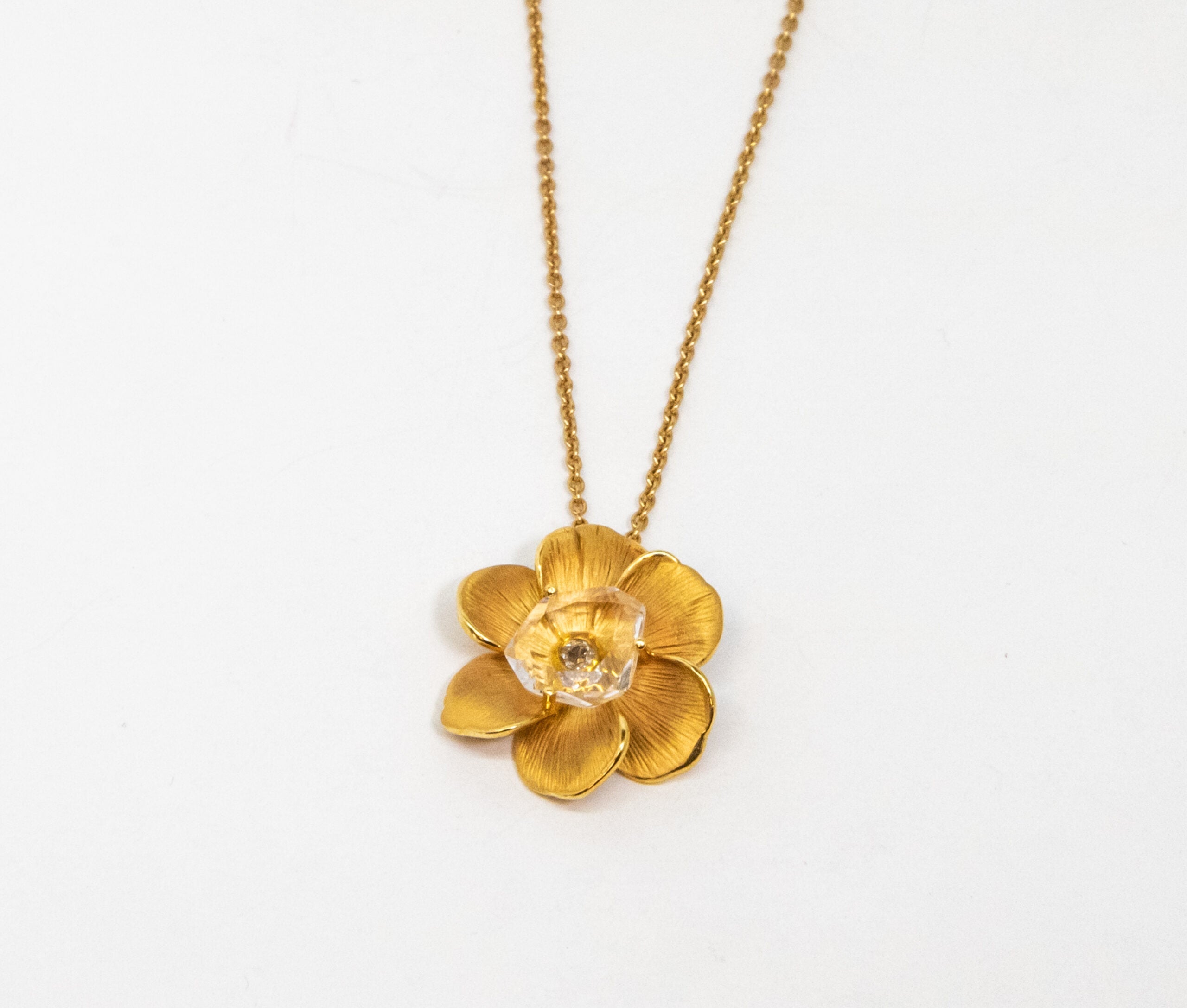 Carrera Y Carrera Gardenia 18K Yellow Gold Pendant - Premium Luxury Product