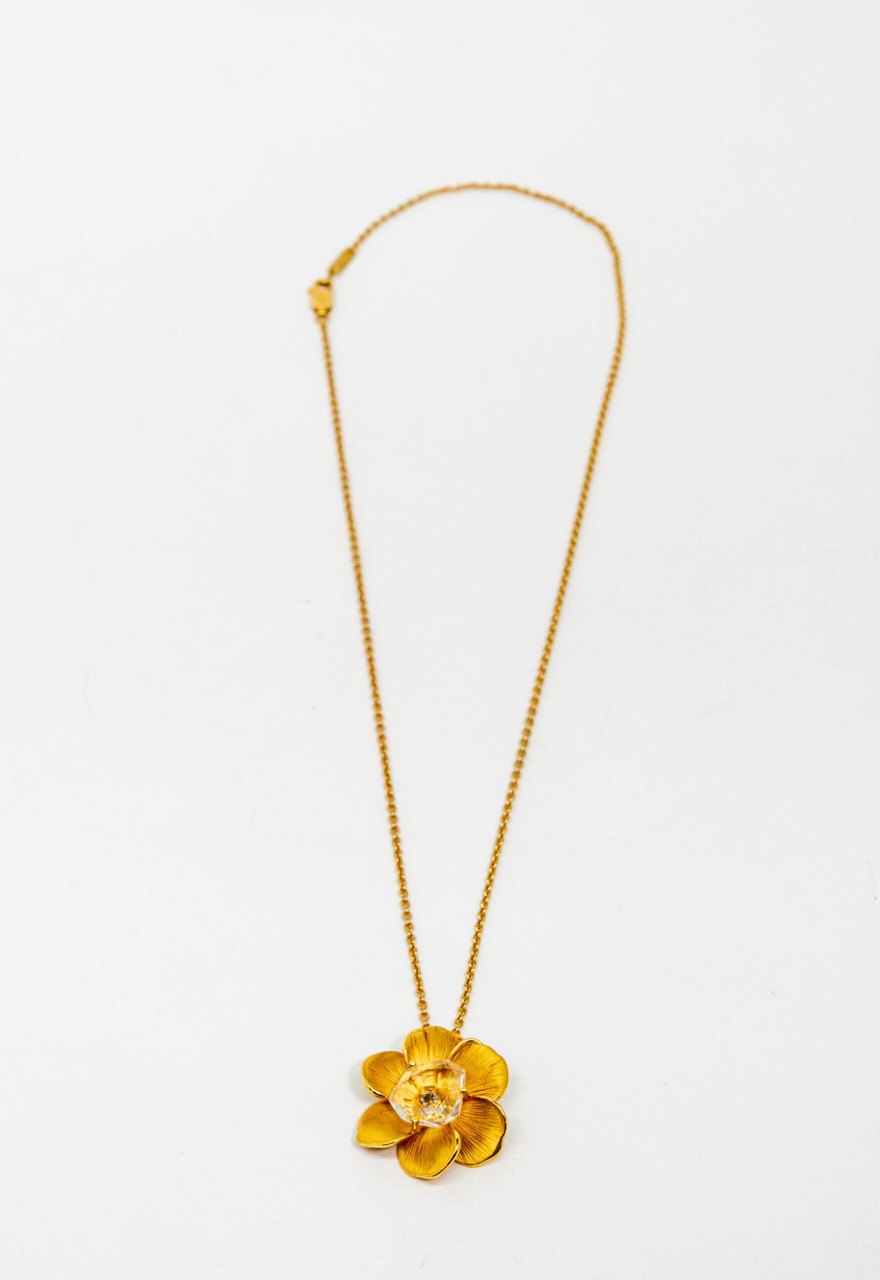 Carrera Y Carrera Gardenia 18K Yellow Gold Pendant - Premium Luxury Product