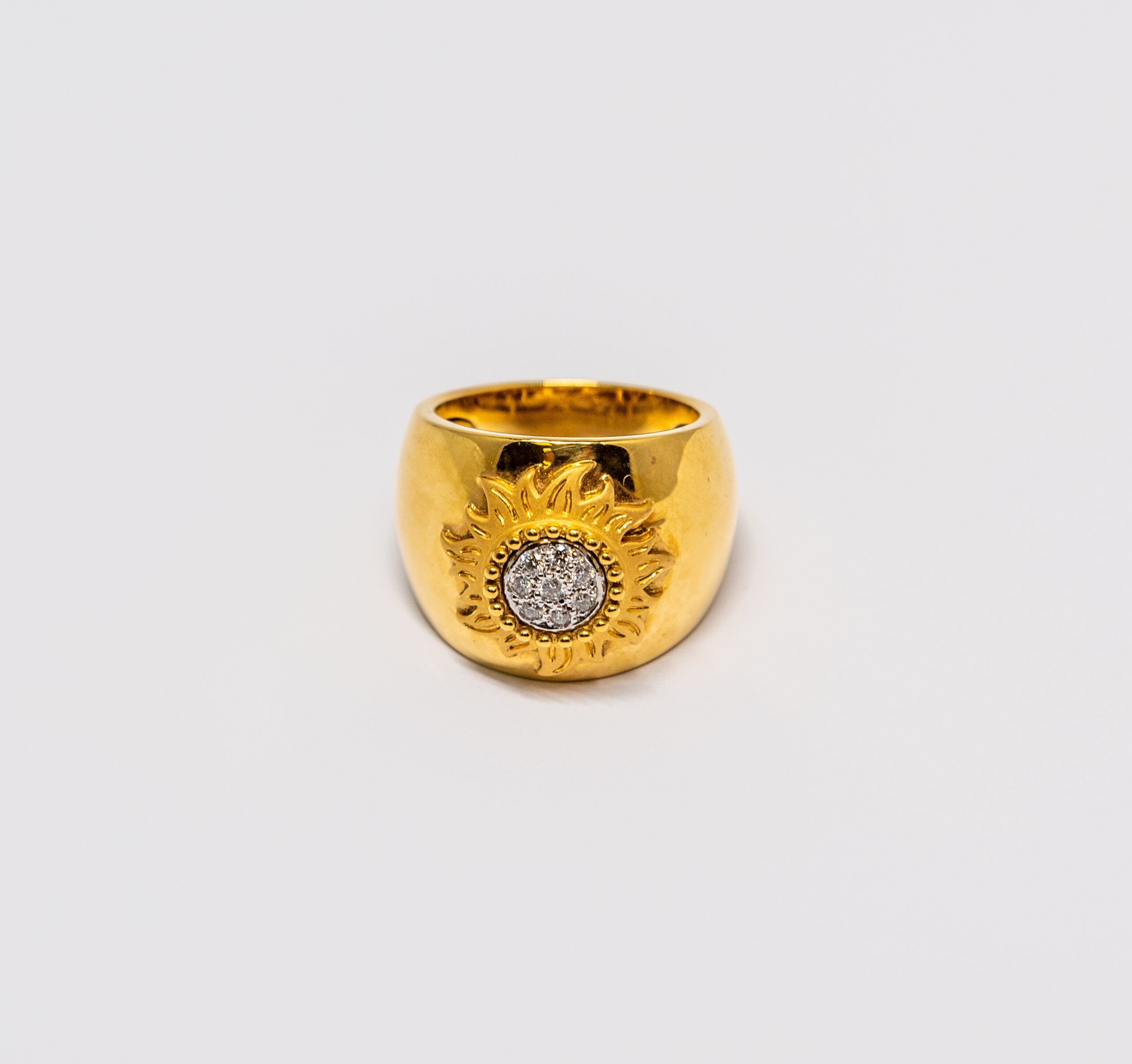 Carrera Y Carrera Sol Y Somb 18K Yellow Gold and Diamonds Ring - Premium Luxury Product