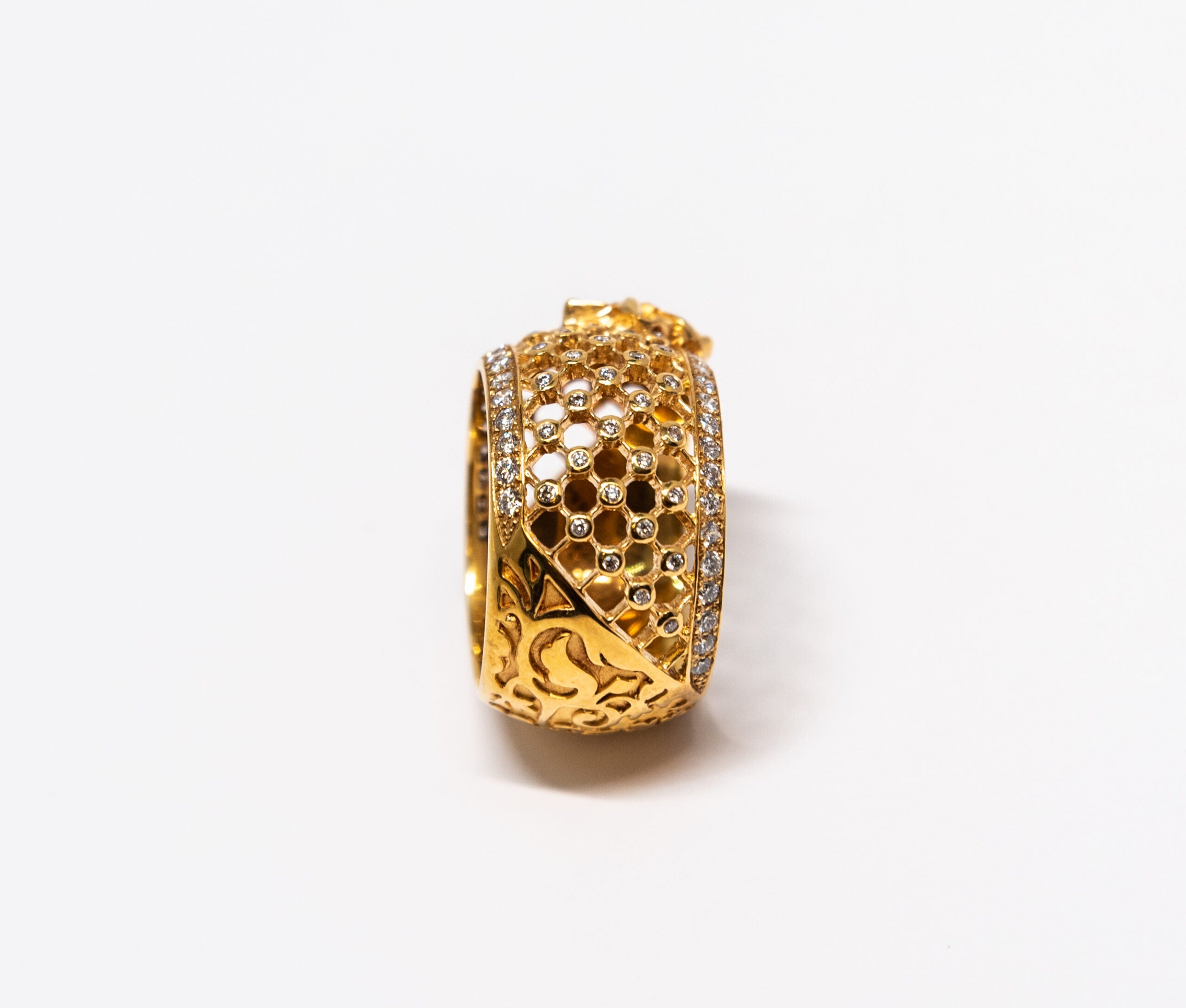 Carrera Y Carrera Sierpes 18K Yellow Gold and Diamonds Ring - Premium Luxury Product