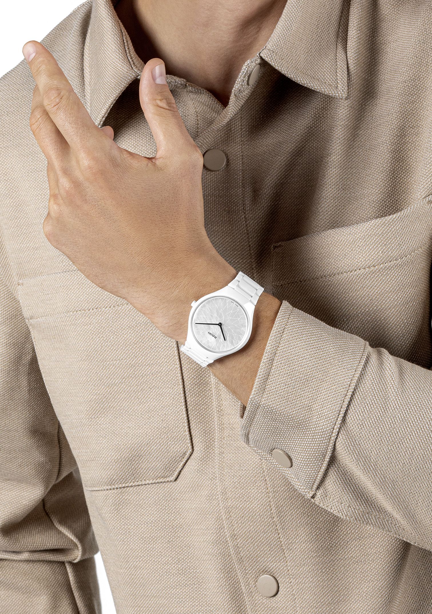 True Round Thinline X Great Gardens of the World R27118902