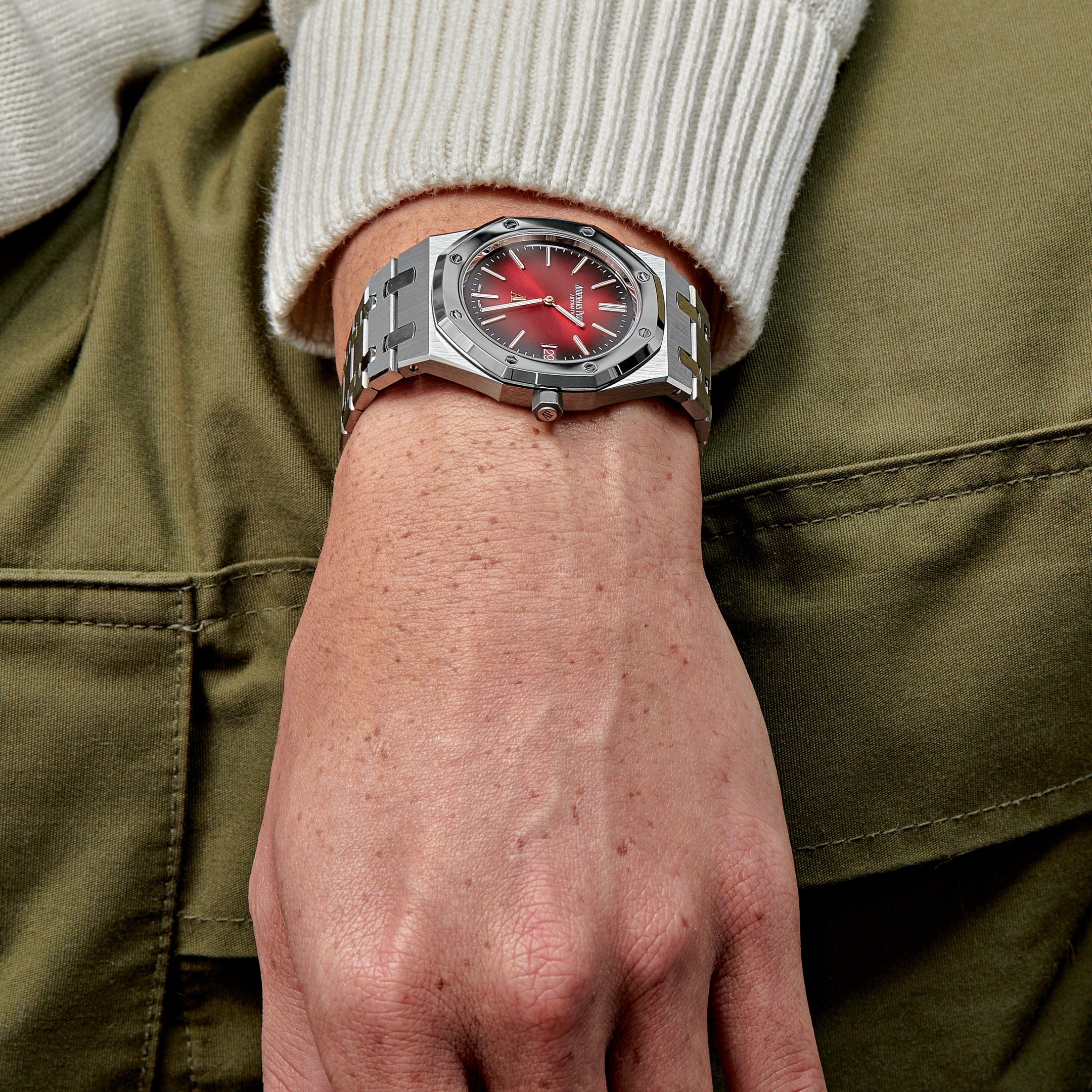 Audemars Piguet Royal Oak 16202XT.OO.1240XT.01 'Jumbo' Extra-Thin Titanium Burgundy Dial - Premium Luxury Product