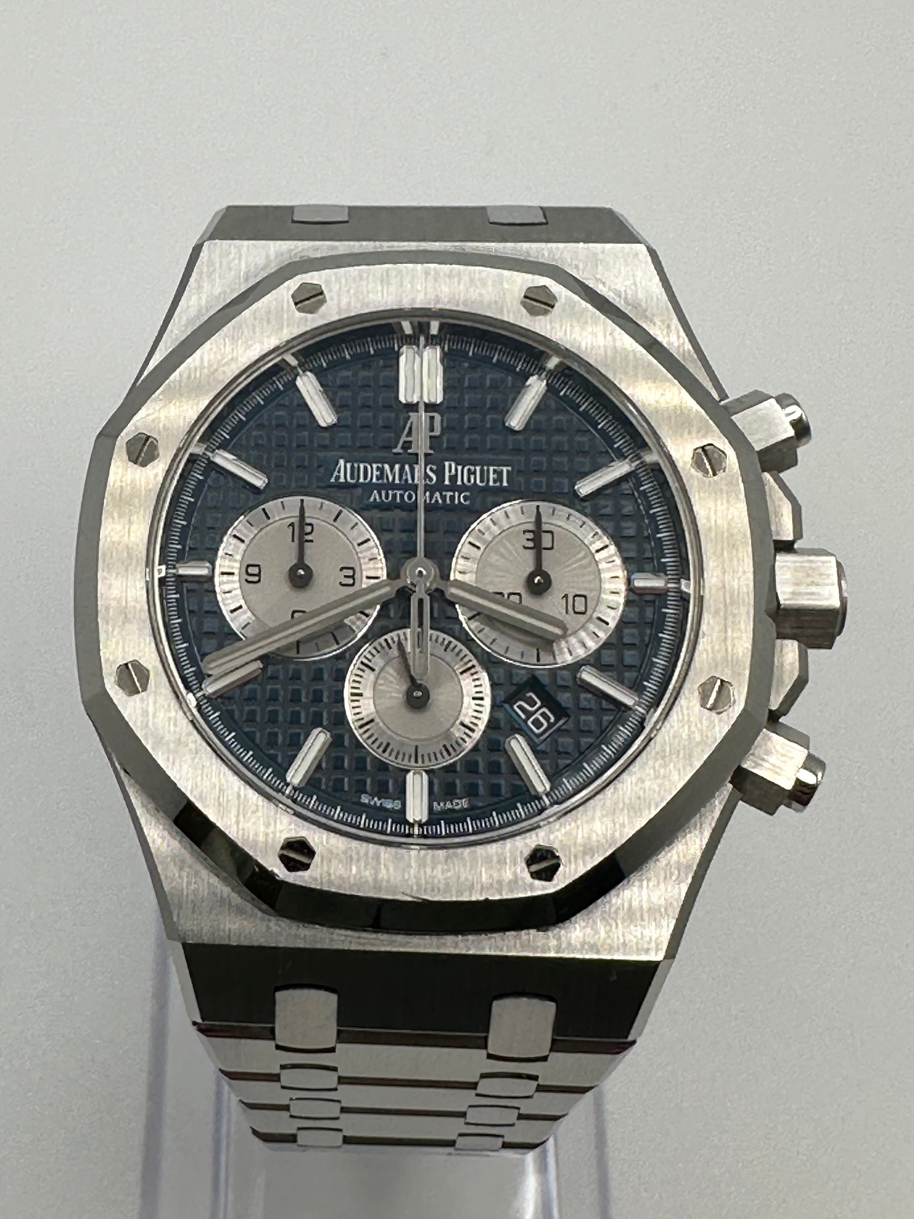 Audemars Piguet Royal Oak 26331ST.OO.1220ST.01 Selfwinding Chronograph Stainless Steel Blue Dial (2021) - Premium Luxury Product