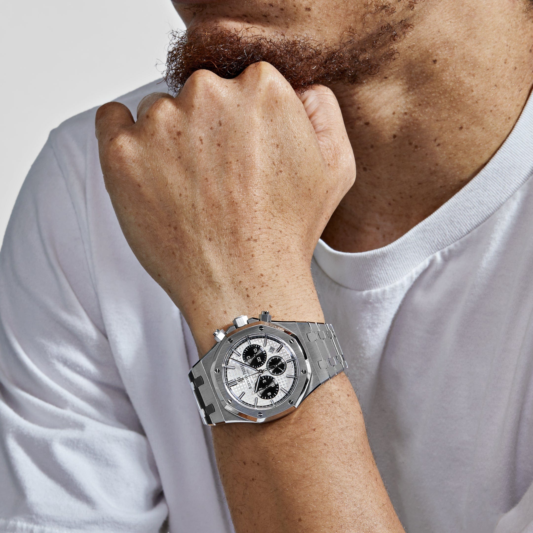 Audemars Piguet Royal Oak 26331ST.OO.1220ST.03 Selfwinding Chronograph Stainless Steel White Dial (2020) - Premium Luxury Product