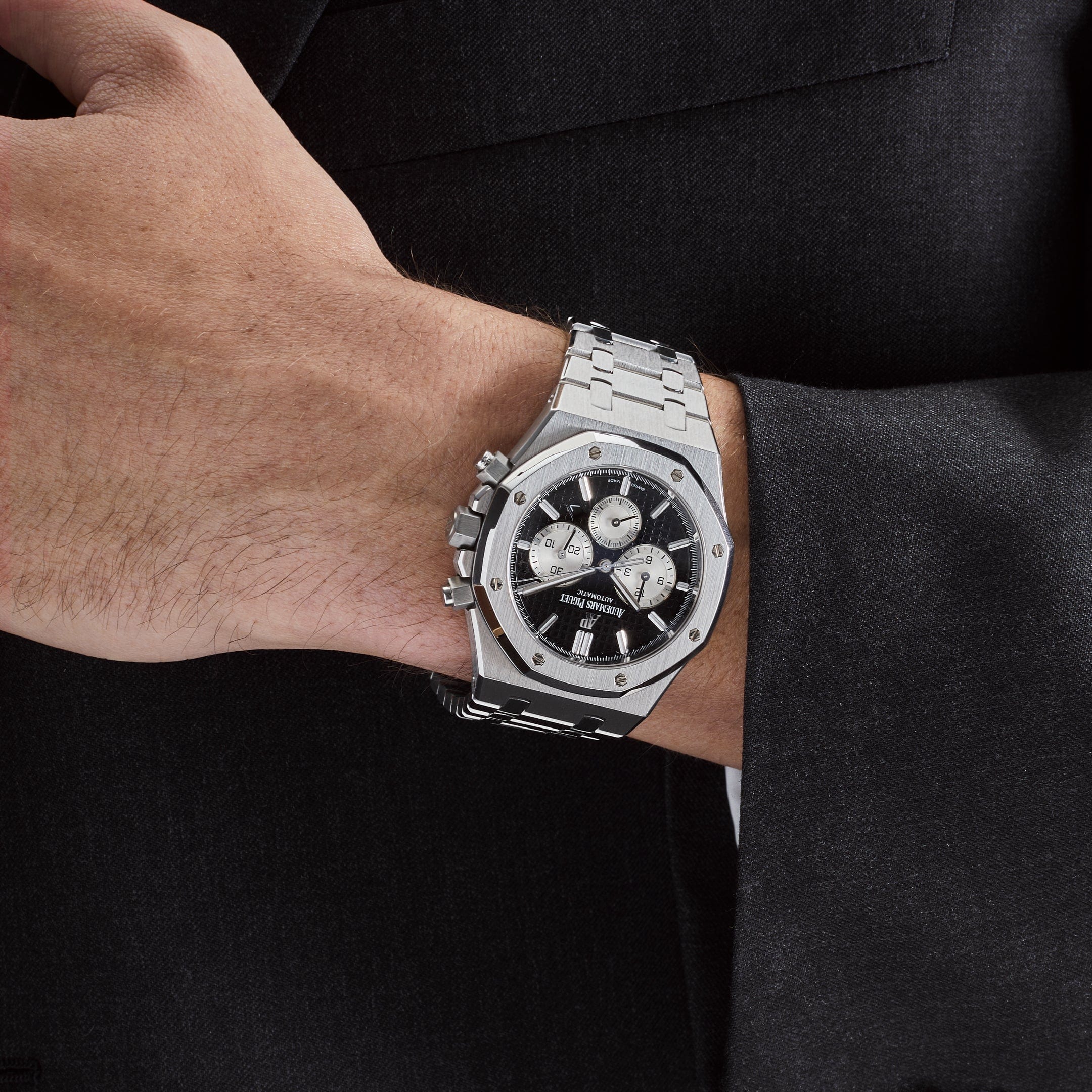 Audemars Piguet Royal Oak 26331ST.OO.1220ST.02 Selfwinding Chronograph Stainless Steel Black Dial - Premium Luxury Product