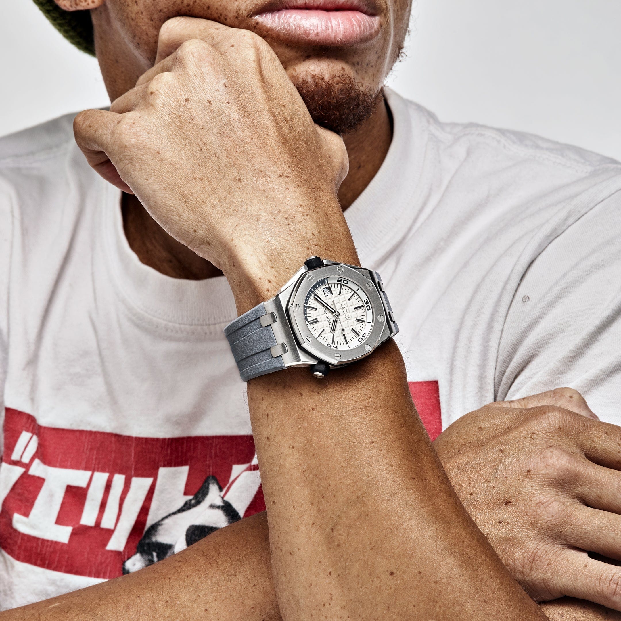 Audemars Piguet Royal Oak Offshore 15710ST.OO.A002CA.02  Diver Stainless Steel White Dial (2016) - Premium Luxury Product