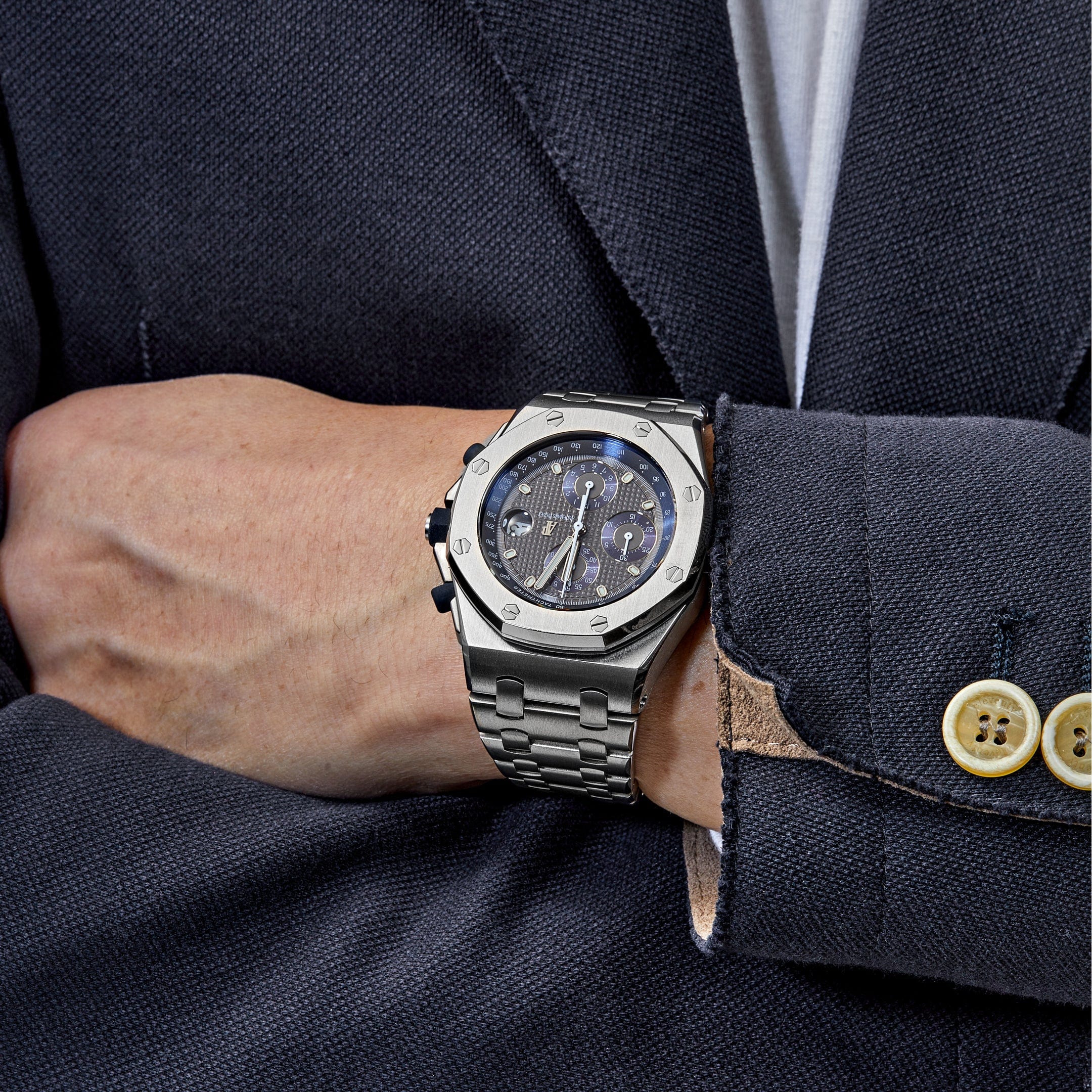 Audemars Piguet Royal Oak Offshore 25721TI.OO.1000TI.01 Chronograph Titanium - Premium Luxury Product