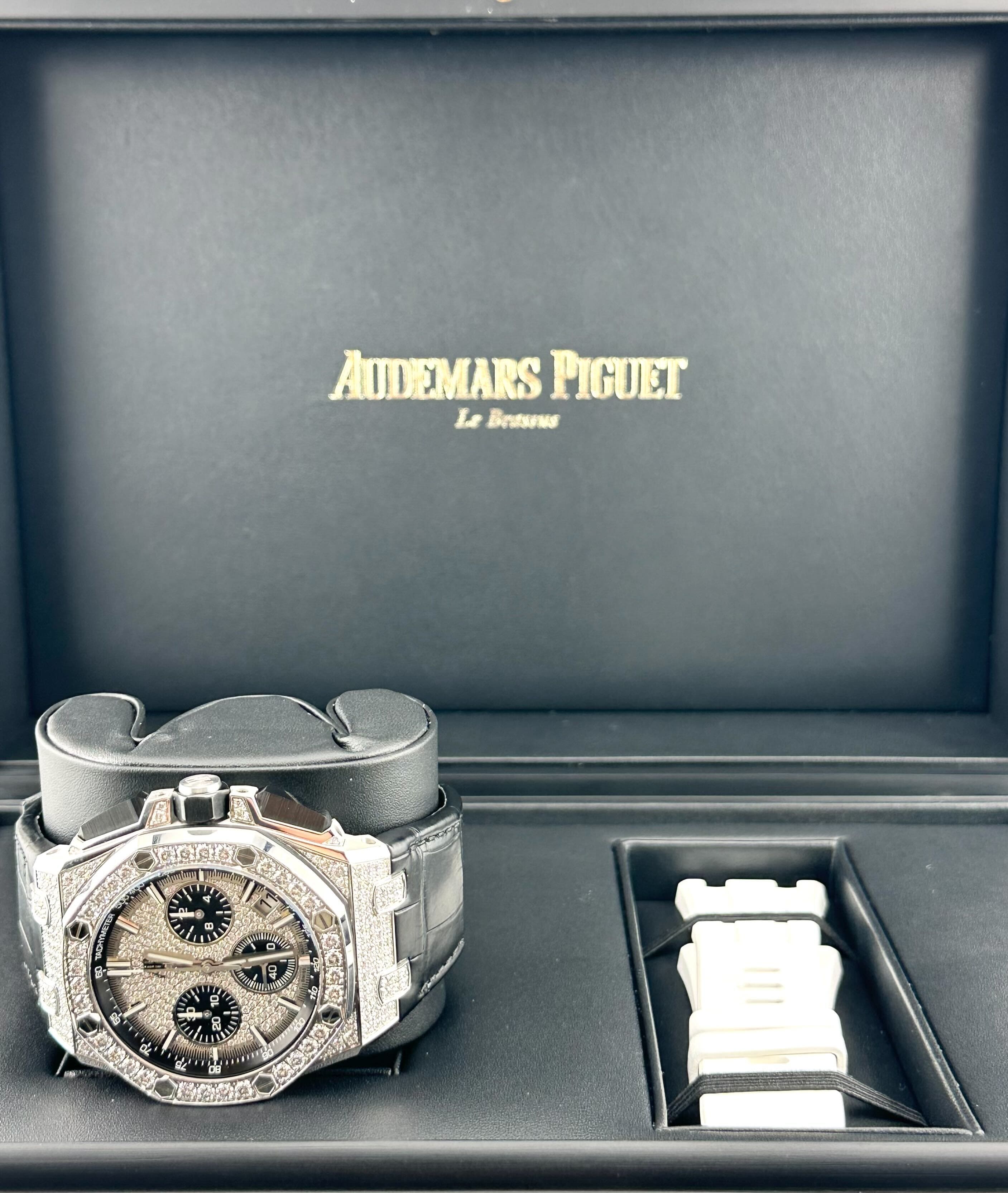 Audemars Piguet Royal Oak Offshore 26423BC.ZZ.D002CA.01 Chronograph Diamond Case And Bezel - Premium Luxury Product