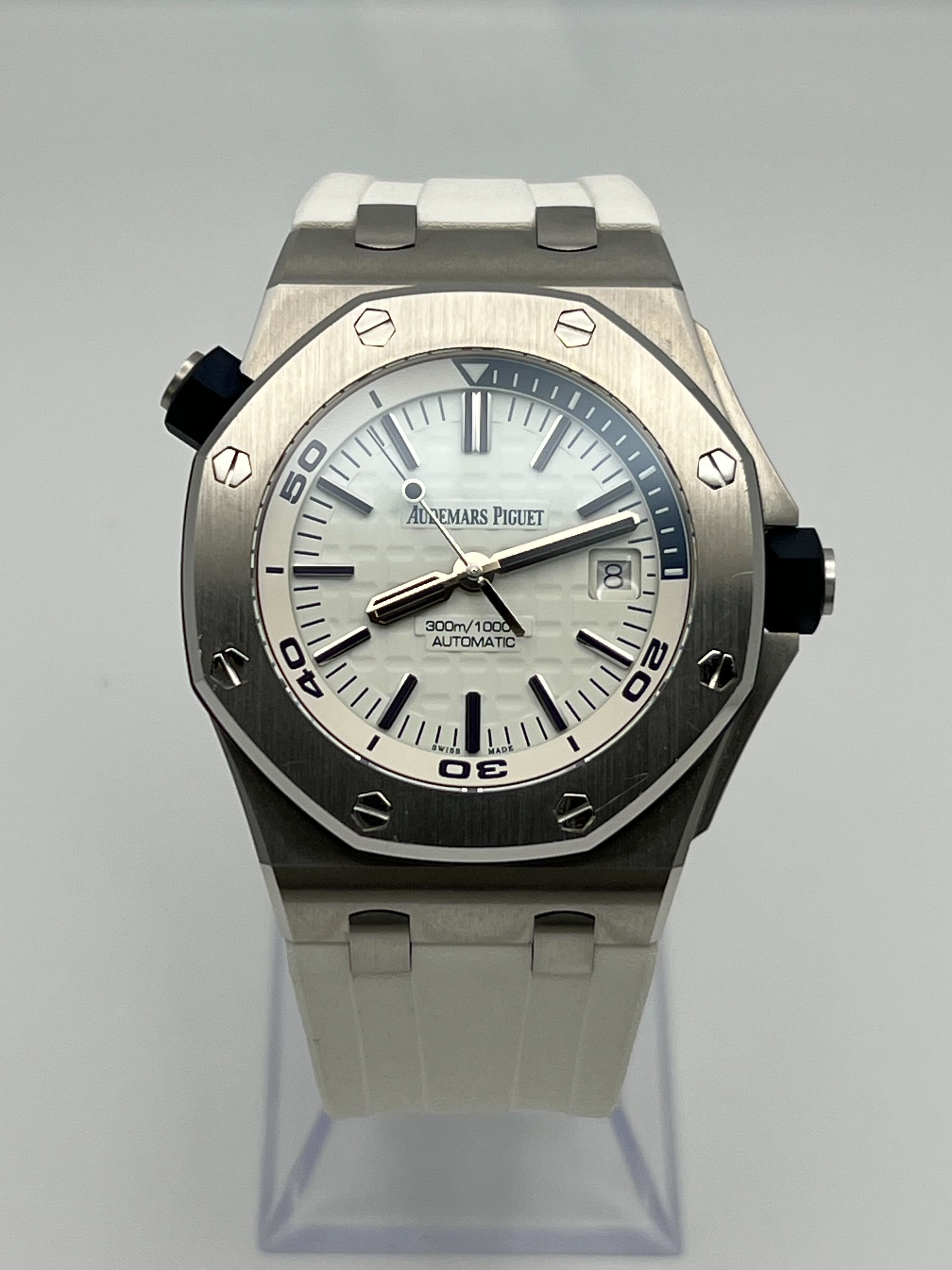Audemars Piguet Royal Oak Offshore 15710ST.OO.A010CA.01 Diver Stainless Steel White Dial - Premium Luxury Product