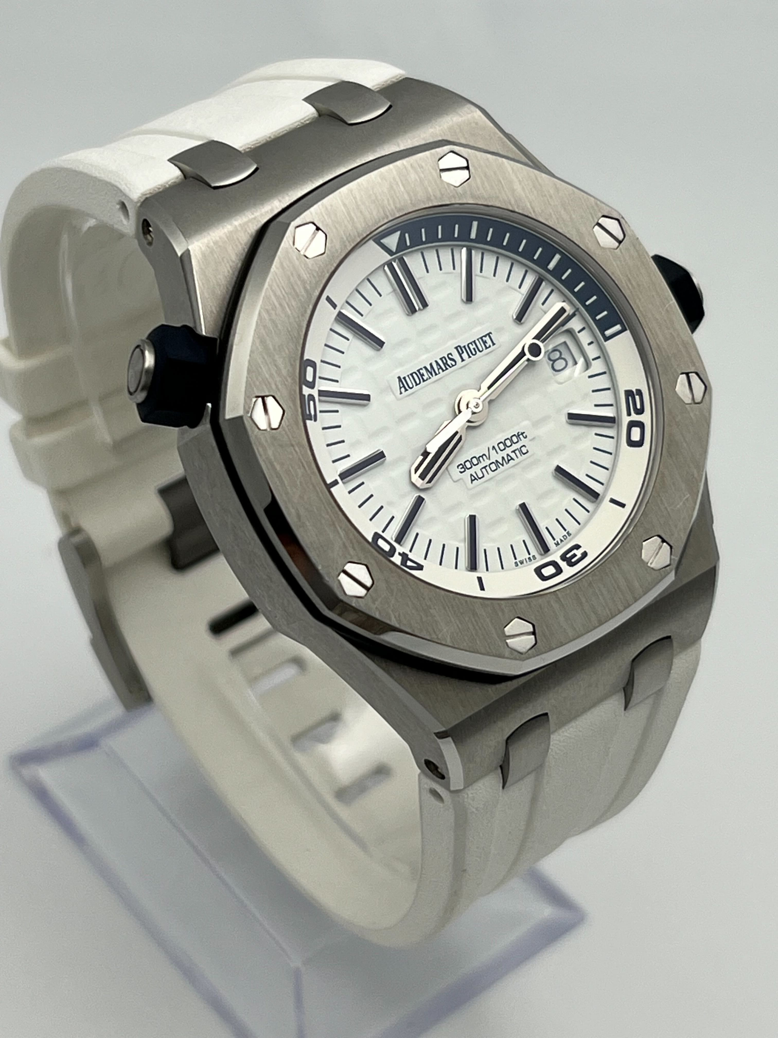 Audemars Piguet Royal Oak Offshore 15710ST.OO.A010CA.01 Diver Stainless Steel White Dial - Premium Luxury Product