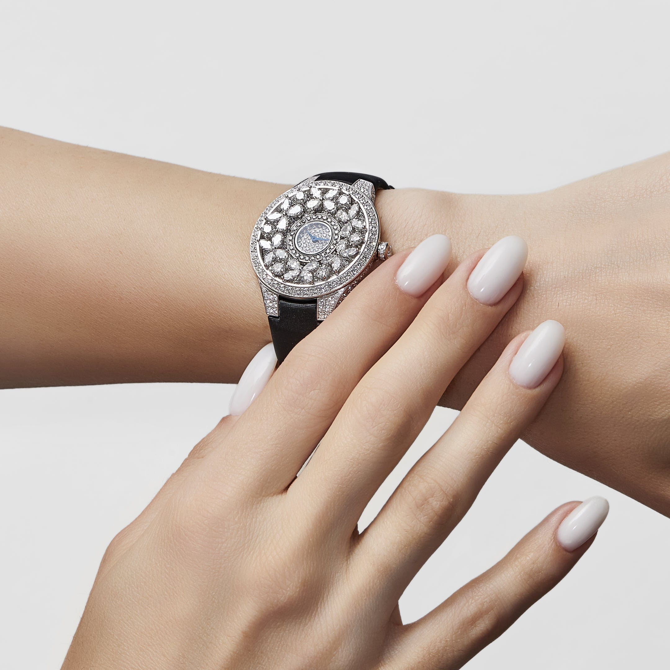 Graff Classic Butterfly Diamond Watch White Gold Diamond Dial - Premium Luxury Product