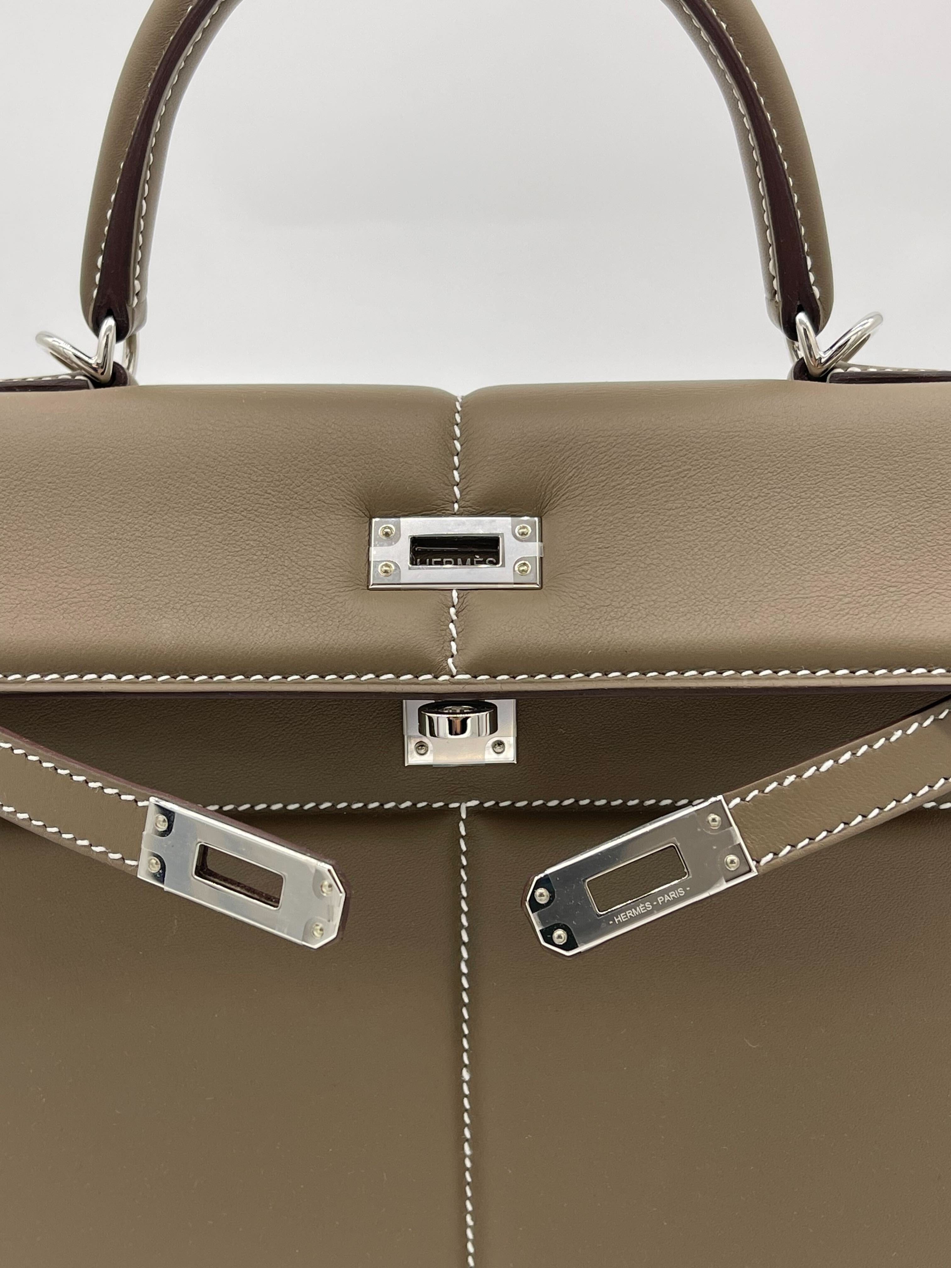 Hermès Kelly 25 Etoupe Swift Padded Palladium Hardware