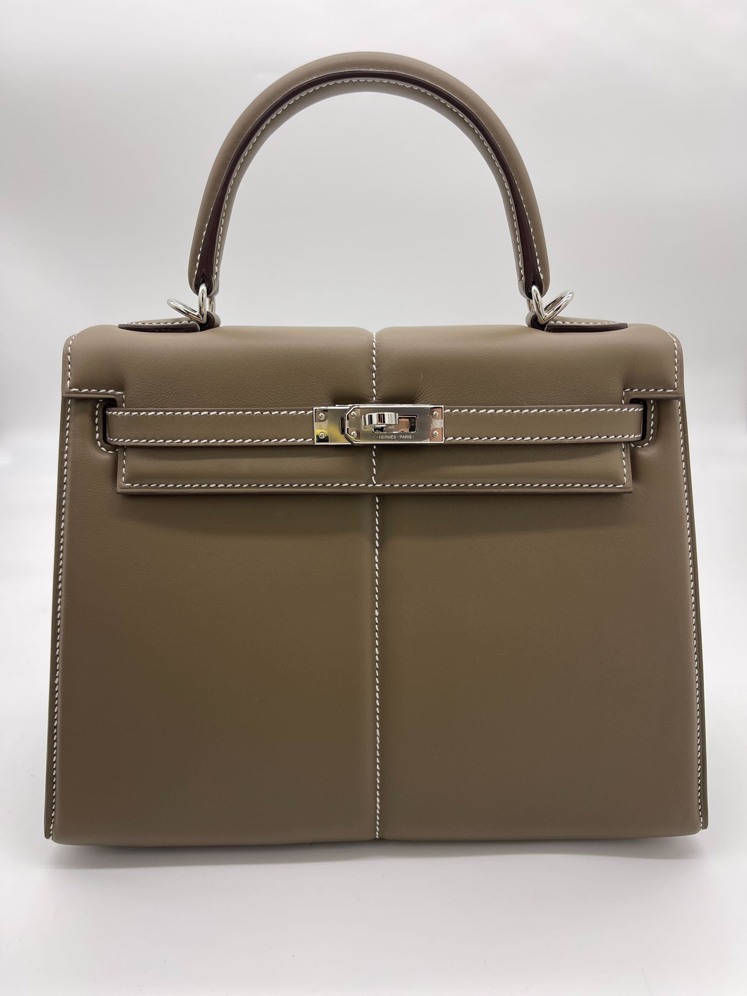 Hermès Kelly 25 Etoupe Swift Padded Palladium Hardware