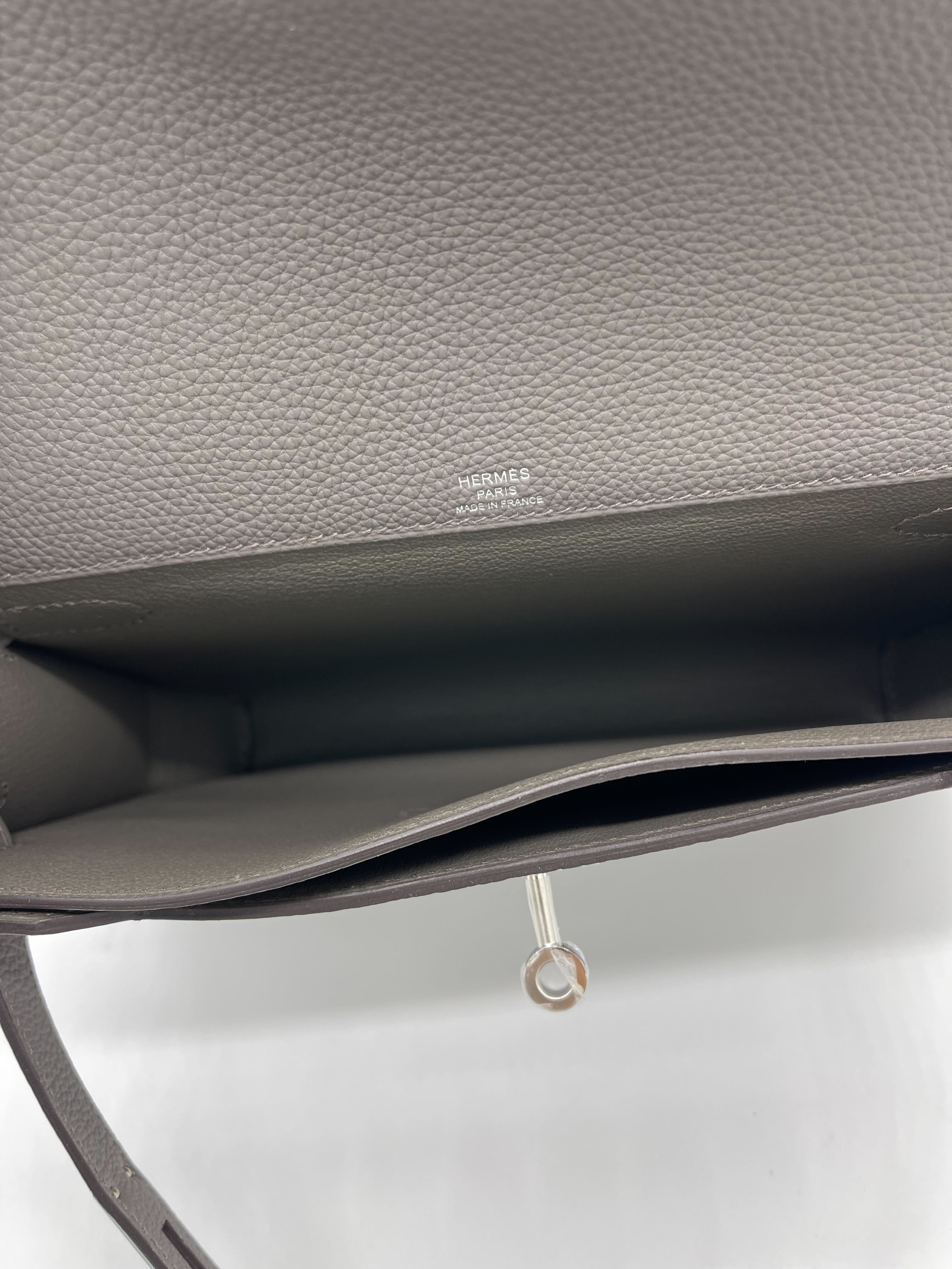Hermès Kelly Depeches 25 Gris Etain Togo Calfskin Clutch