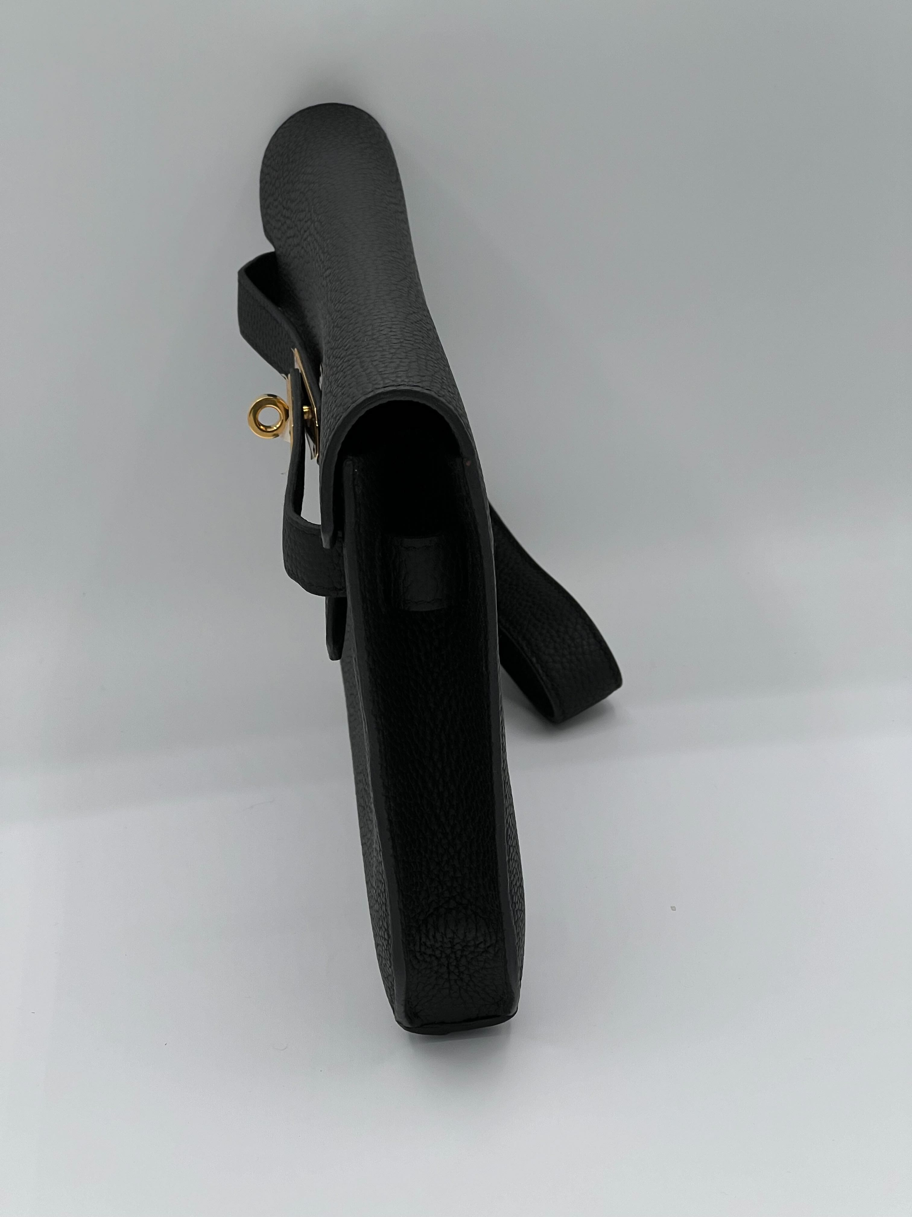 Hermès Kelly Dépêches 25 Noir Togo Gold Hardware