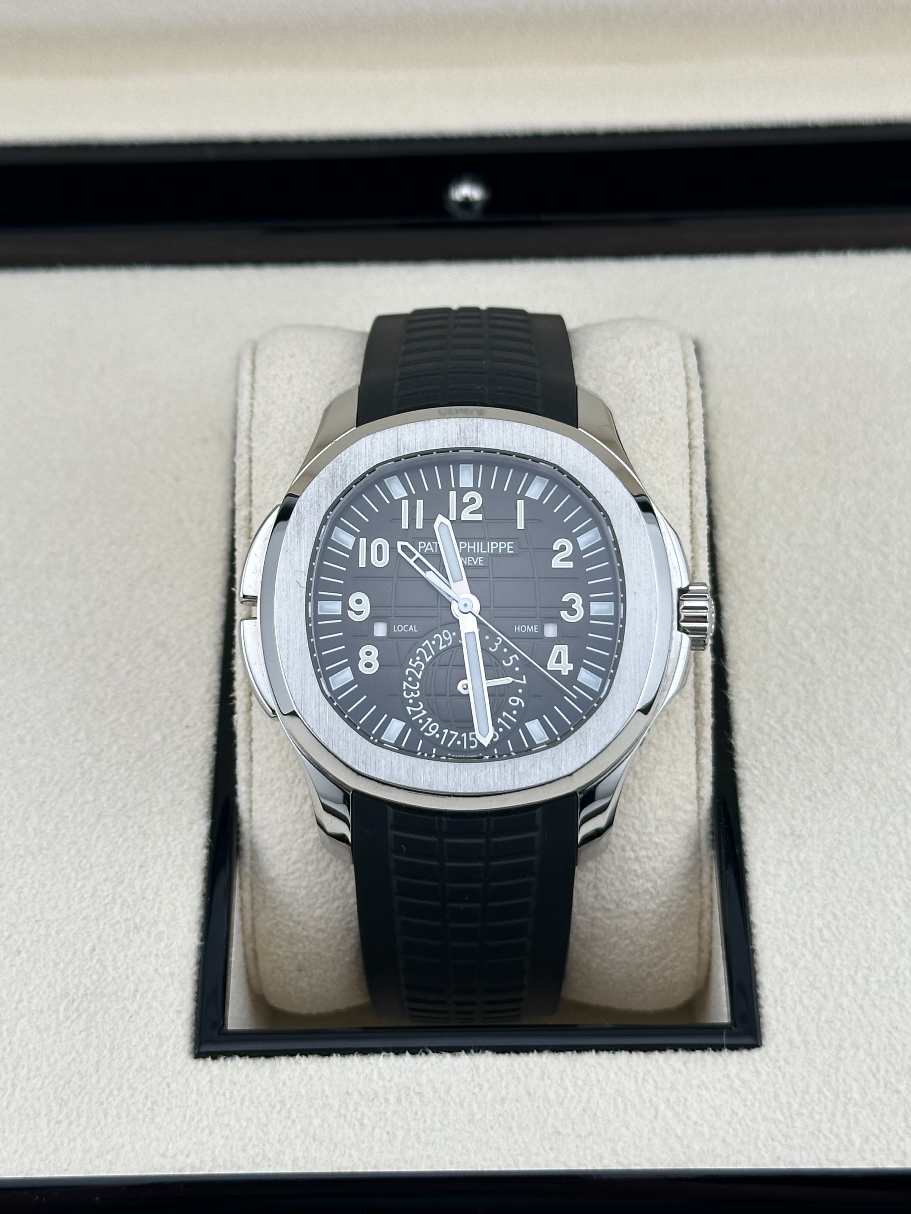 Patek Philippe Aquanaut 5164A-001 'Travel Time' Stainless Steel (2024)