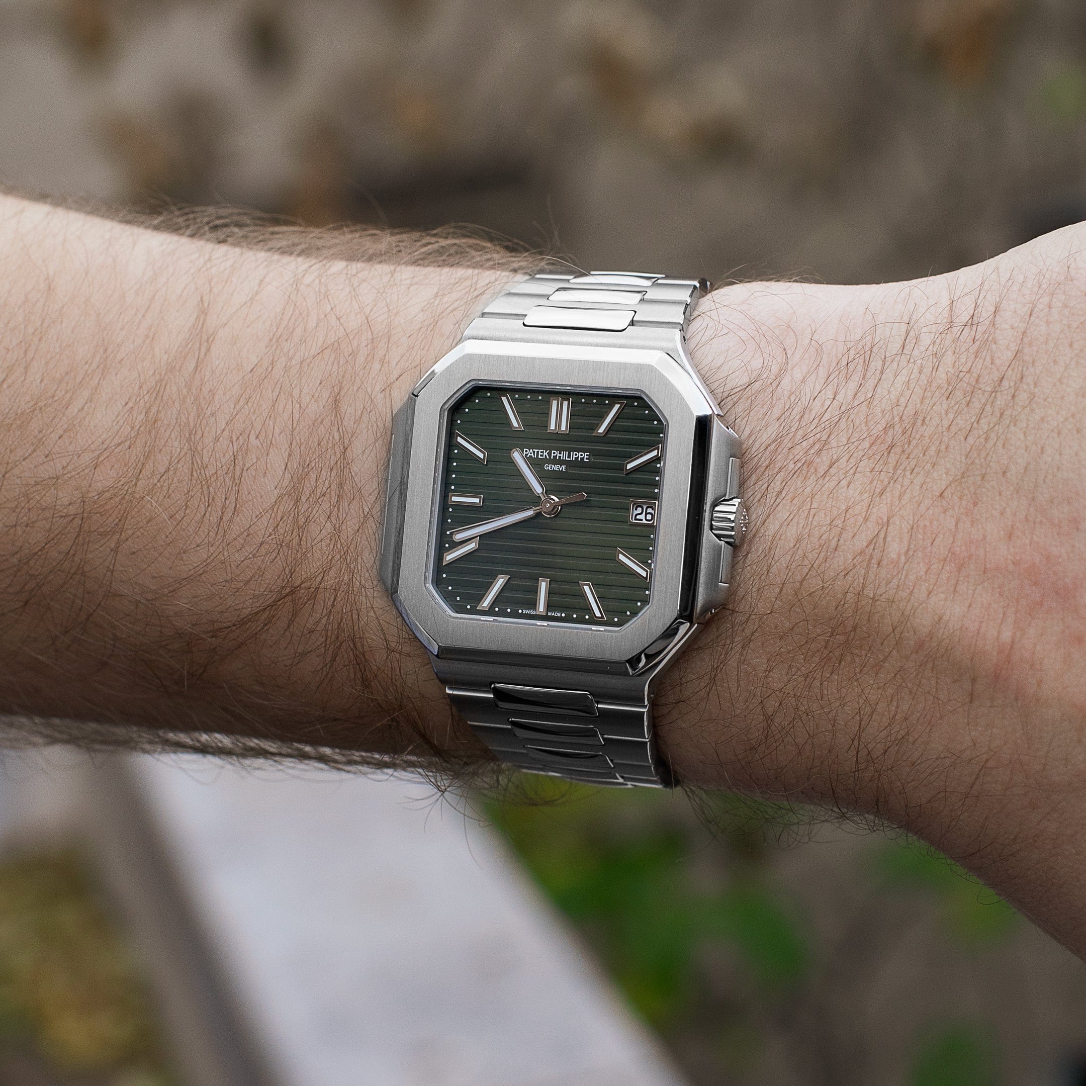 Patek Philippe Cubitus 5821/1A-001 Stainless Steel Green Dial (2024)