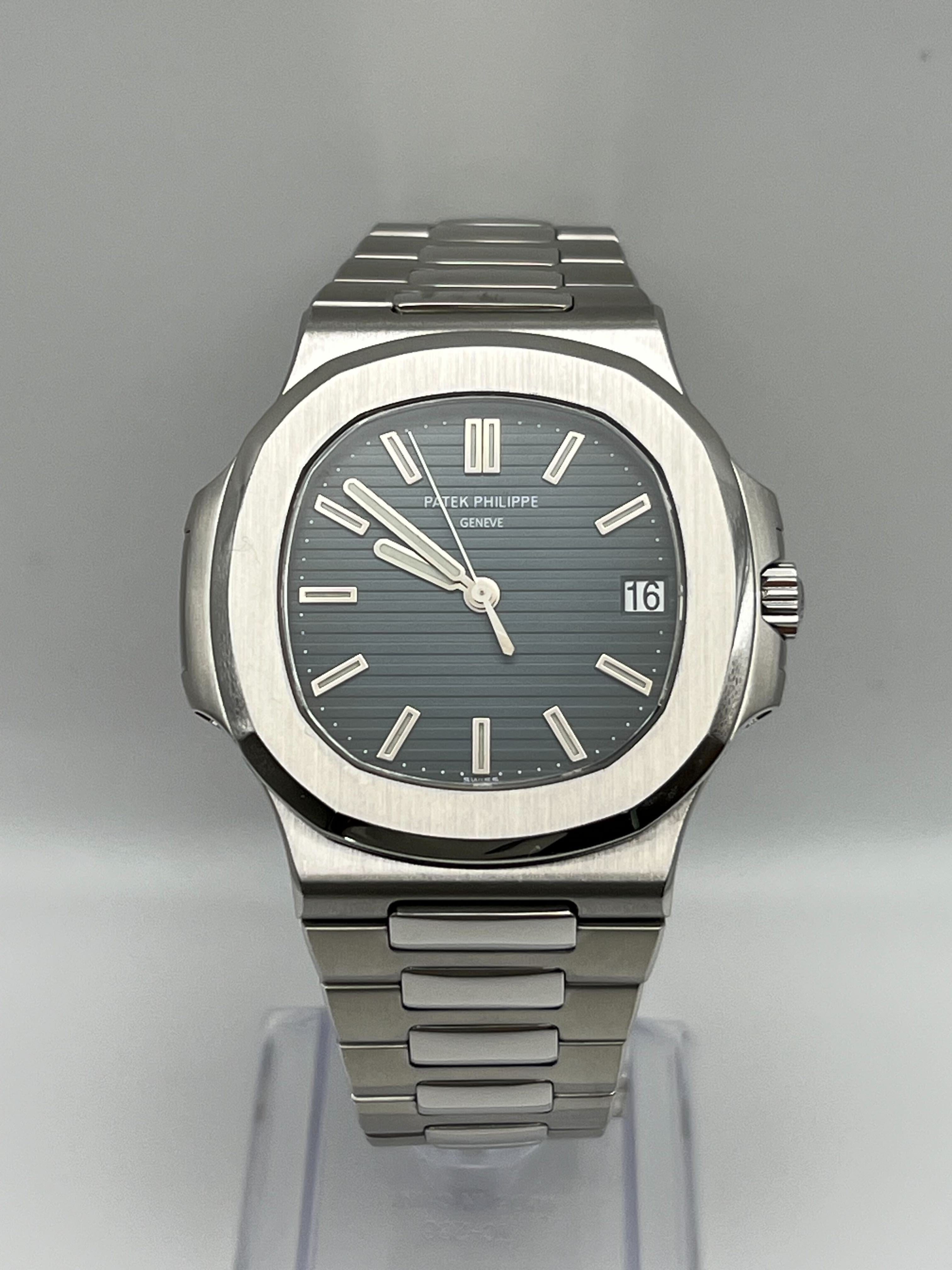 Patek Philippe Nautilus 5711/1A-001 Stainless Steel Blue Dial