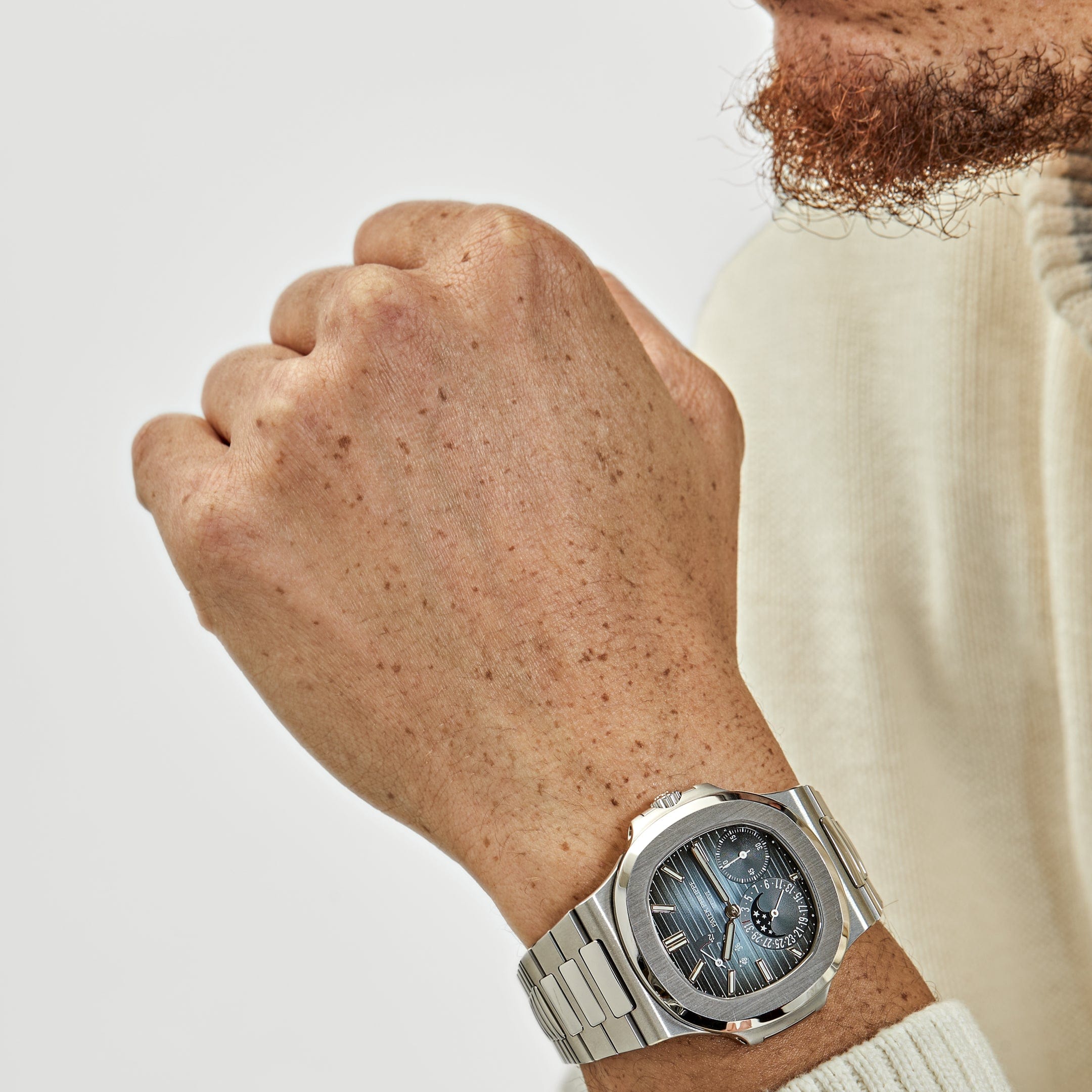 Patek Philippe Nautilus 5712/1A-001 Moon Phase Stainless Steel Blue Dial (2019)