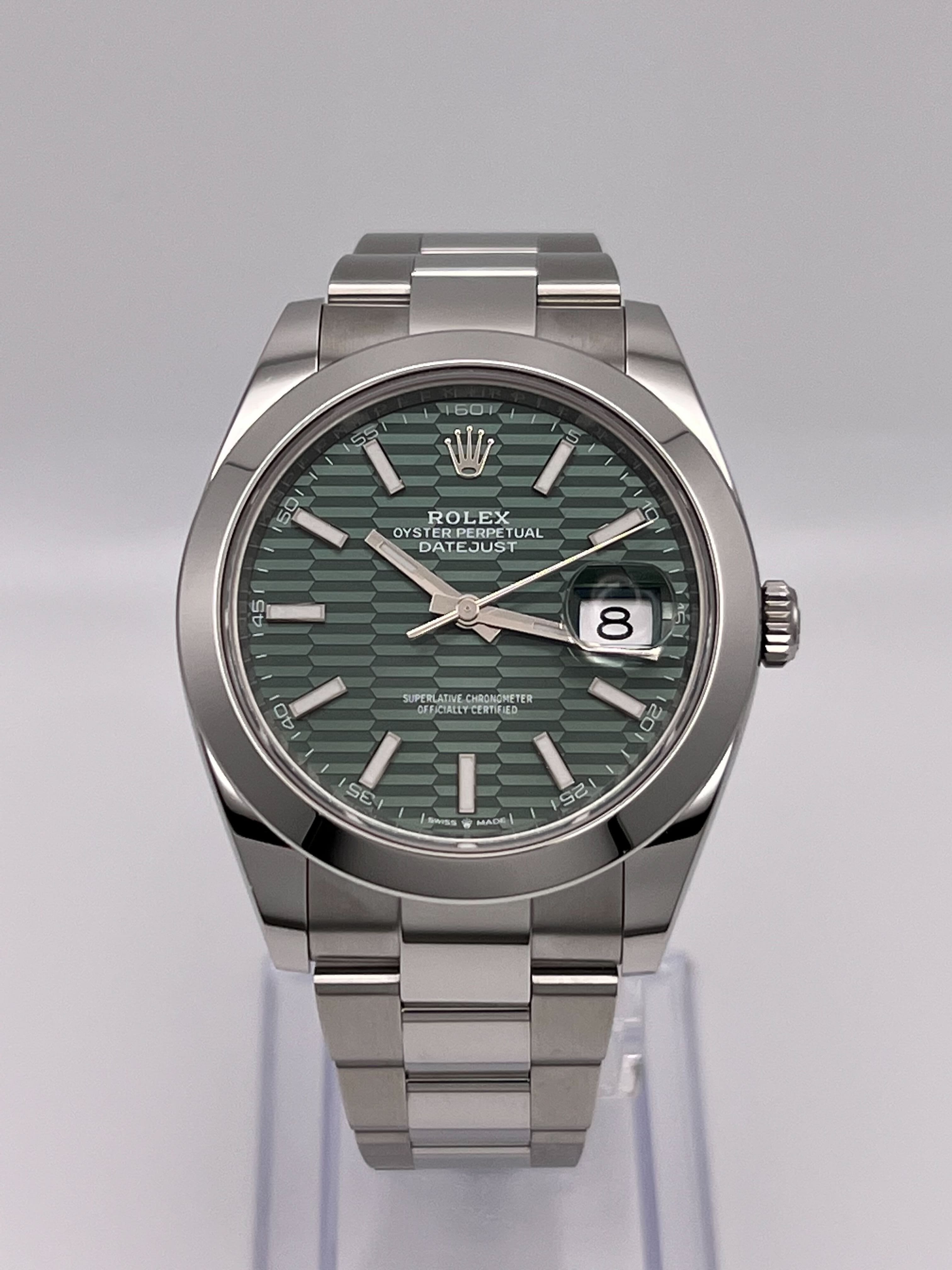 Rolex Datejust 126300 Stainless Steel Green Fluted-Motif Dial Oyster (2023)