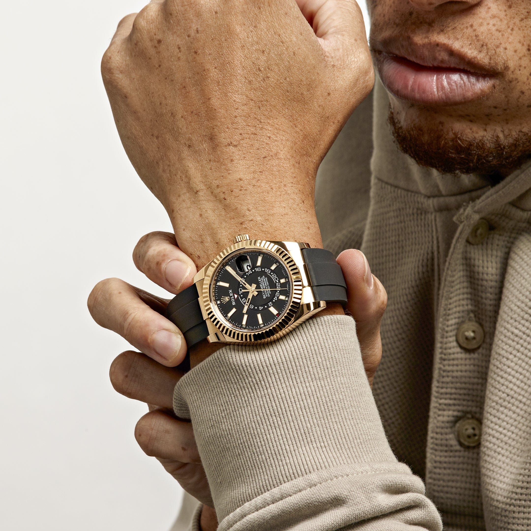 Rolex Sky-Dweller 336238 Yellow Gold  Bright Black Dial (2024)