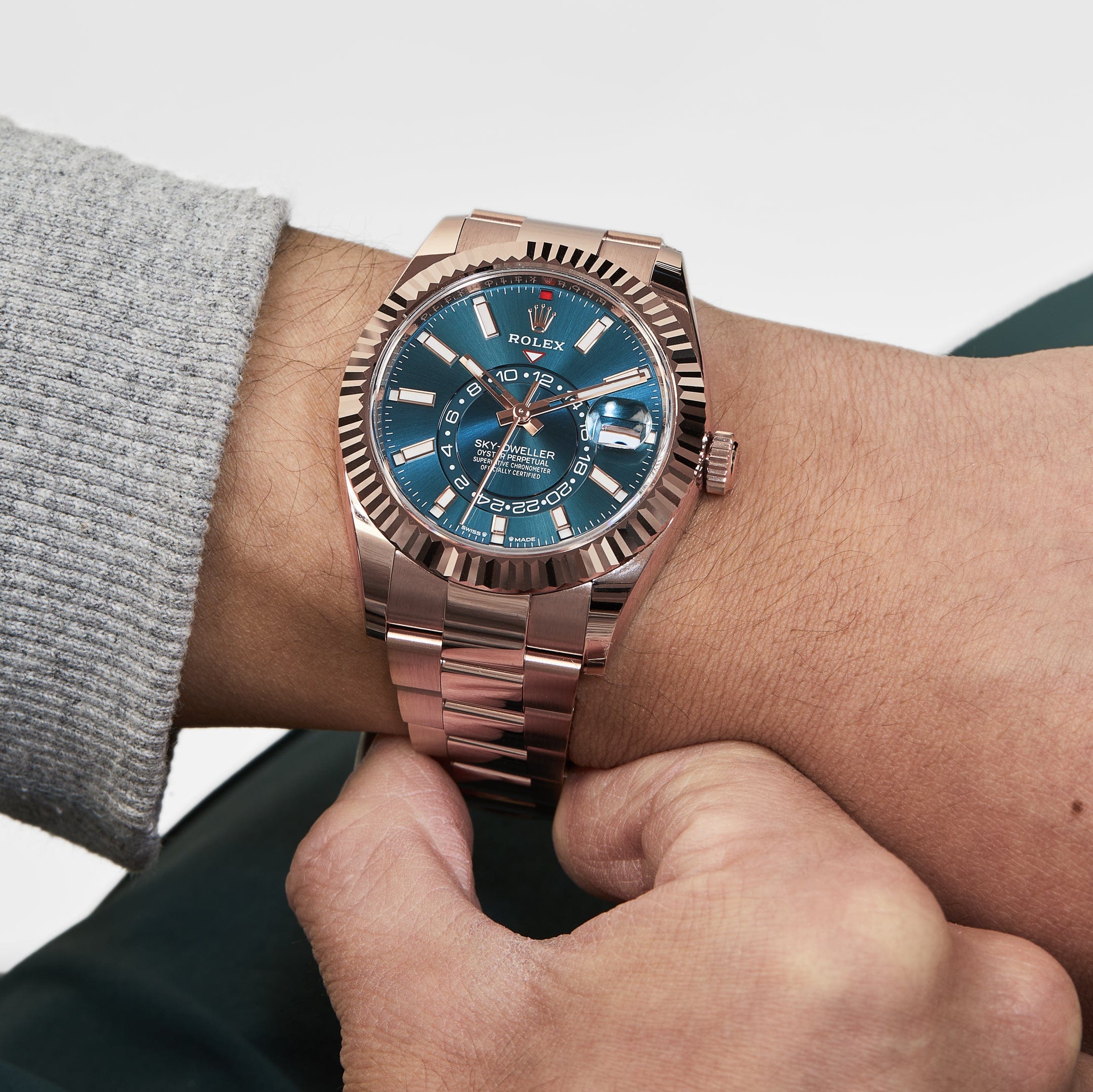 Rolex Sky-Dweller 336935 Rose Gold Blue Dial
