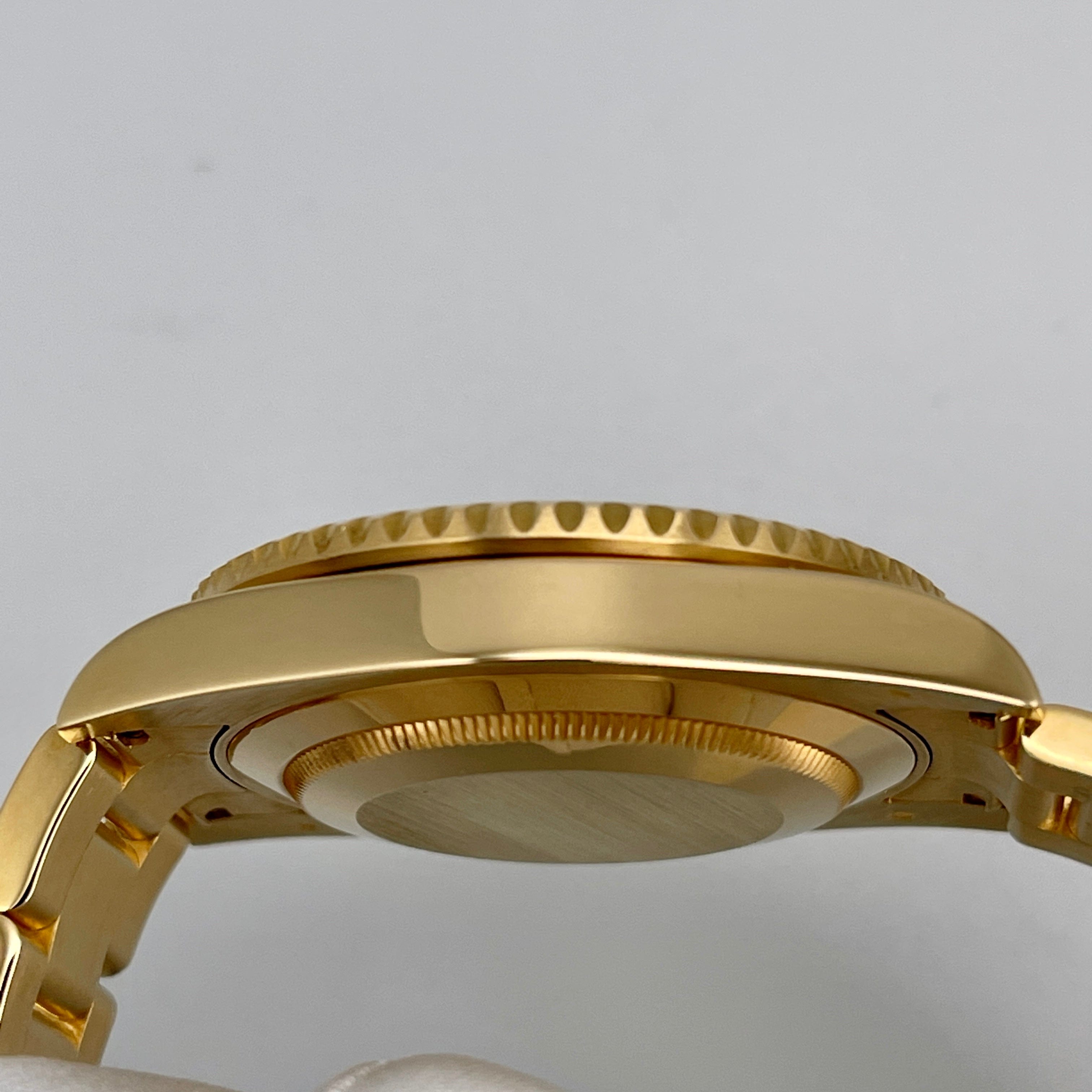 Rolex Submariner Date 116618LN Yellow Gold Black Dial (2020)