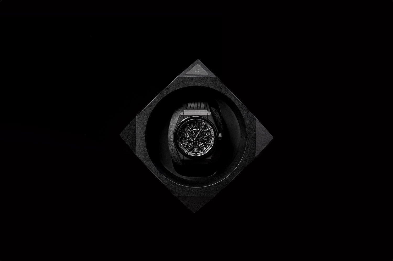 Wall Mount with Time Machine Watch Winder